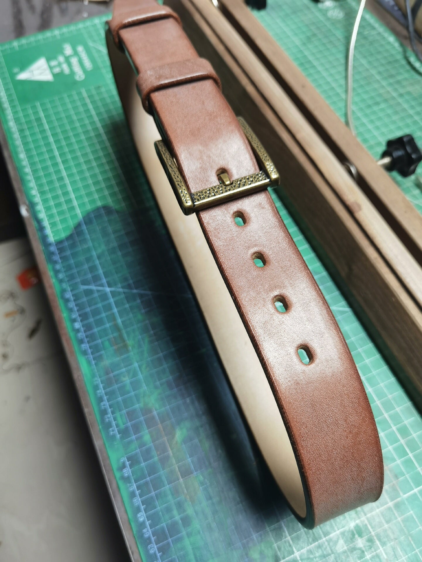 5.5mm thick brown – caramel color JF – jf imported British bridle l…