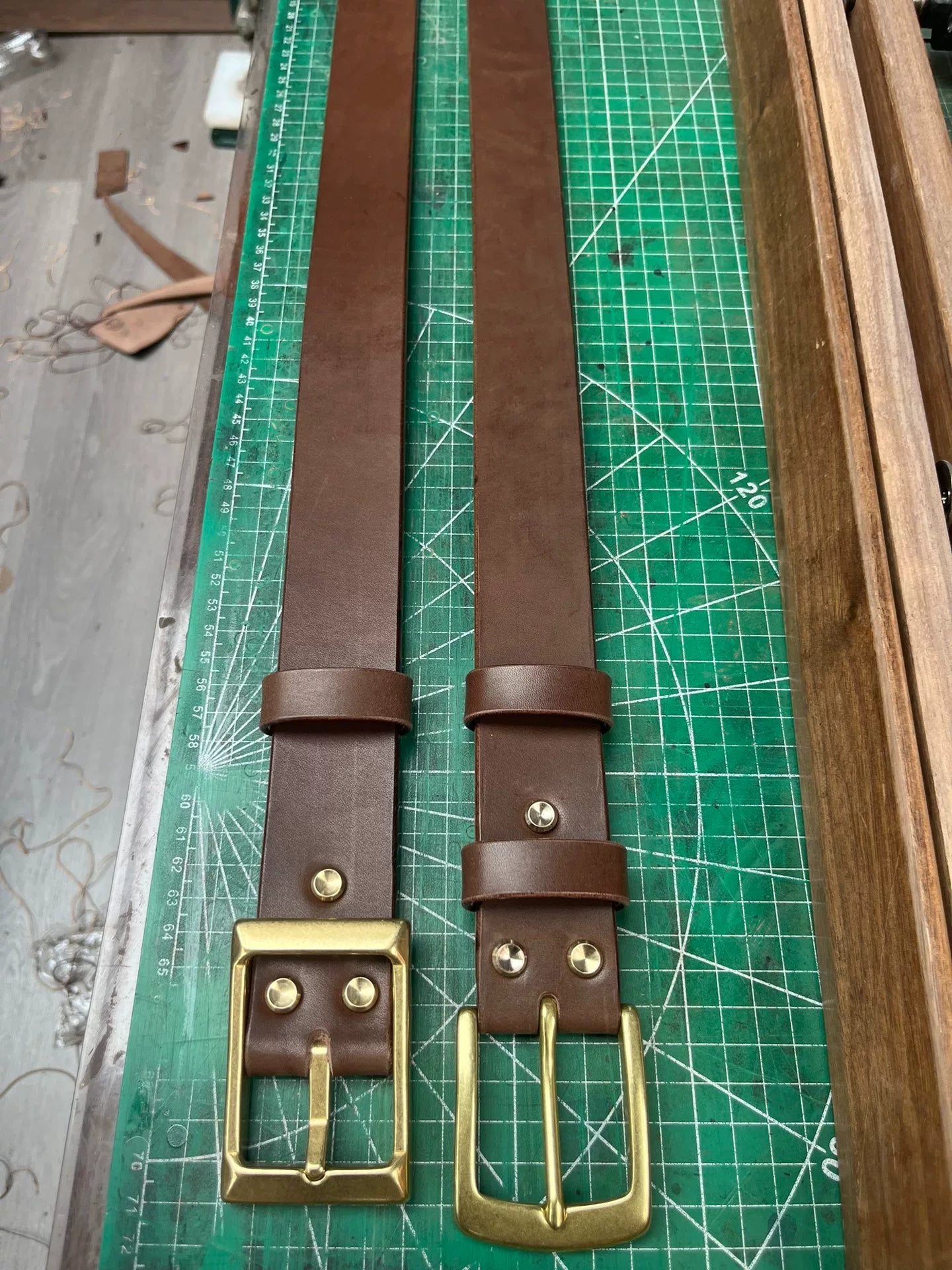 Heavyweight saddle leather gadfly 4th generation brass men's belt i…