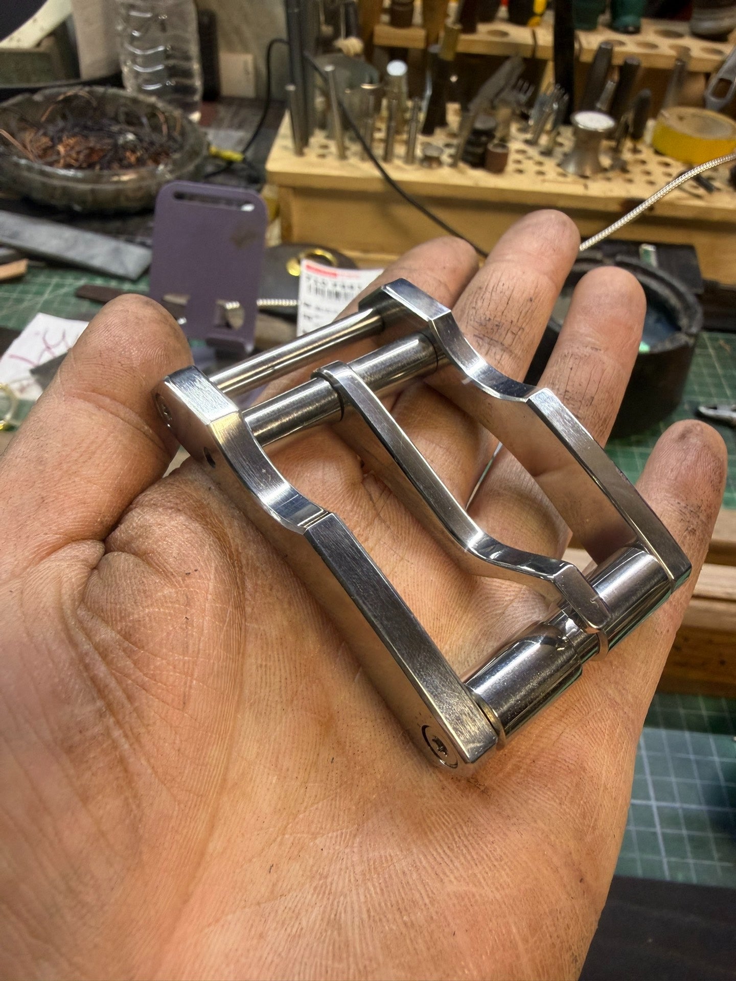 316L Line-Cut Belt Buckle — 35mm Inner Diameter, Rolling Pin Front