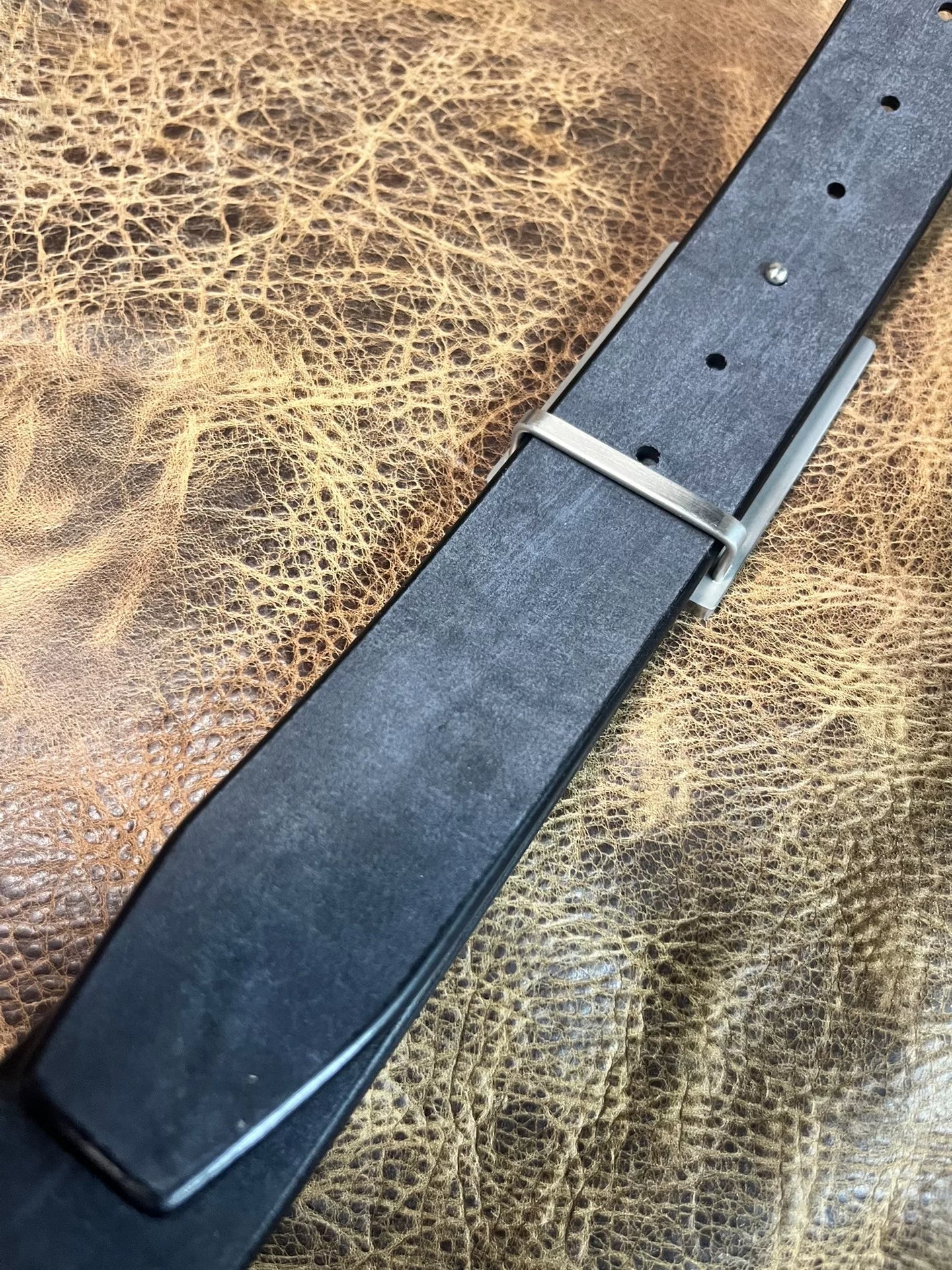 Yi'an men's business formal handmade belt