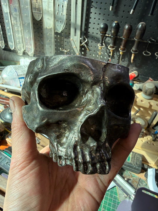 945g solid white copper skull ashtray