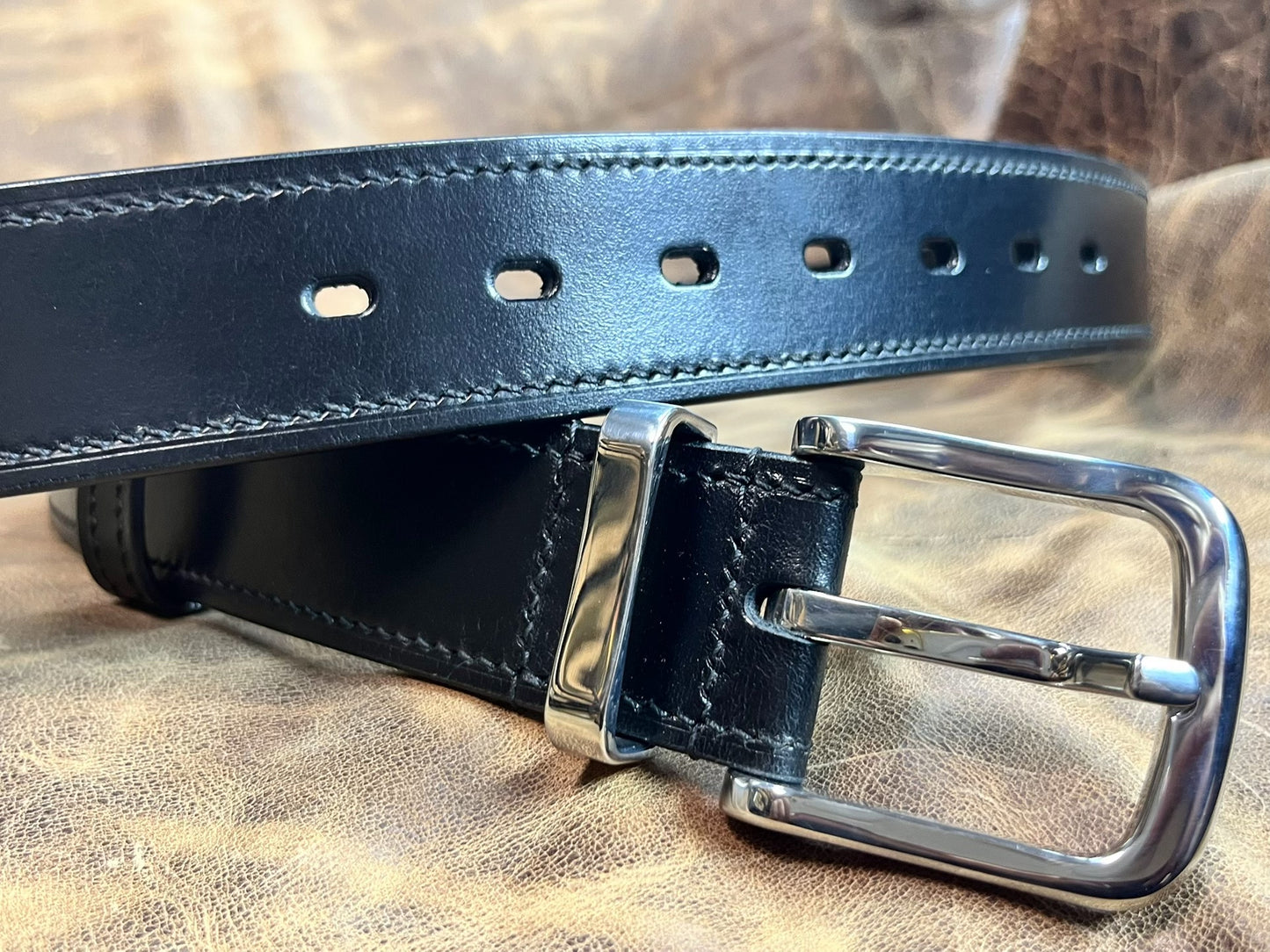 TWS Thomas Bridle Leather Business Dress Belt — Premium Finish