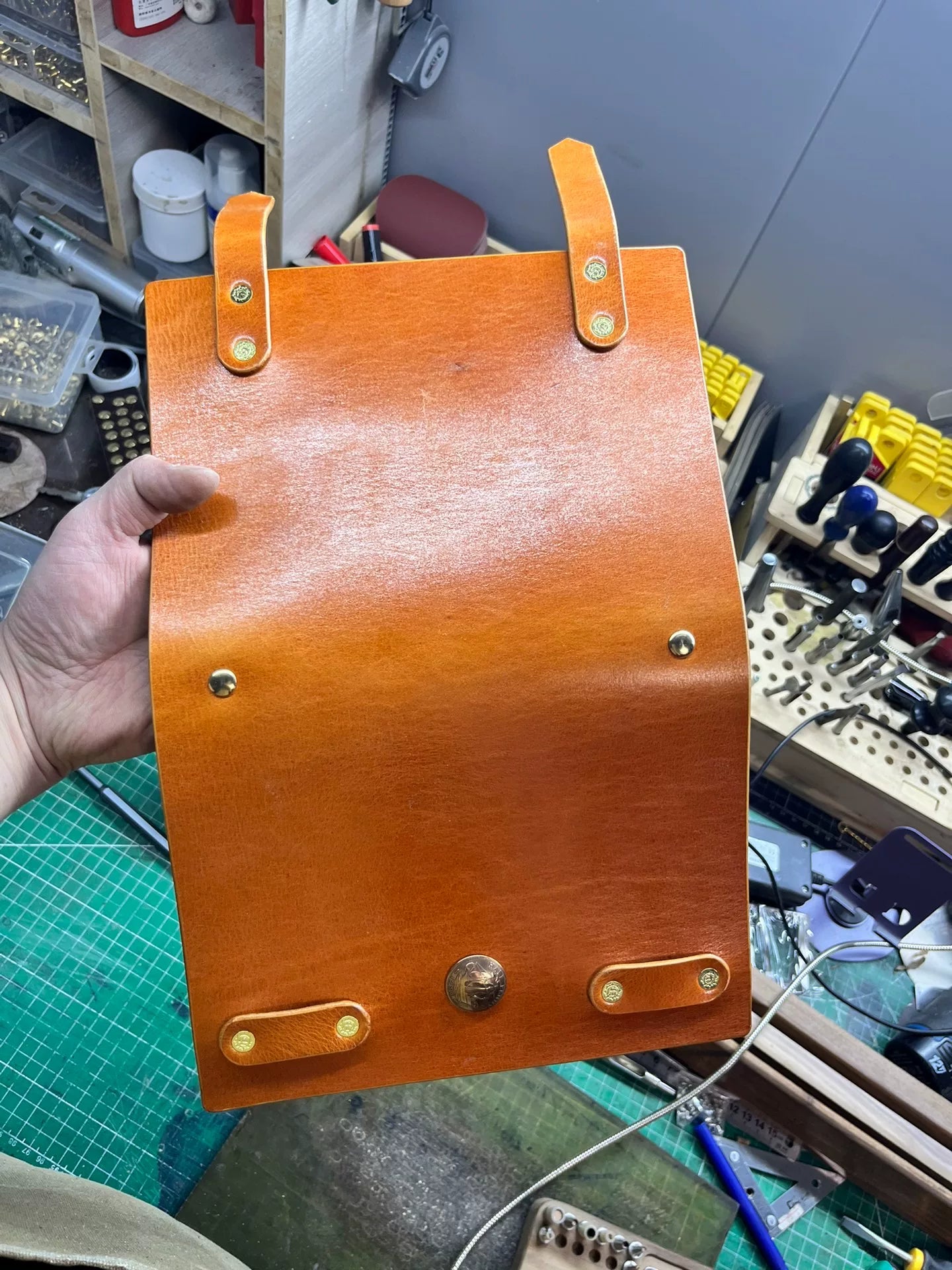 Horwen style oil wax leather A5 made of 4mm single layer thickness…