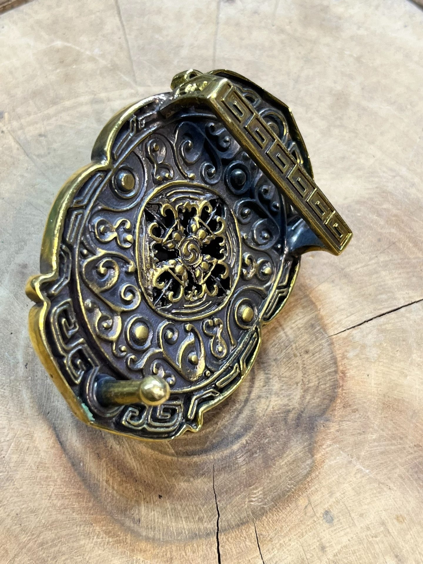 Domineering three-dimensional zodiac tiger head belt buckle with sm…