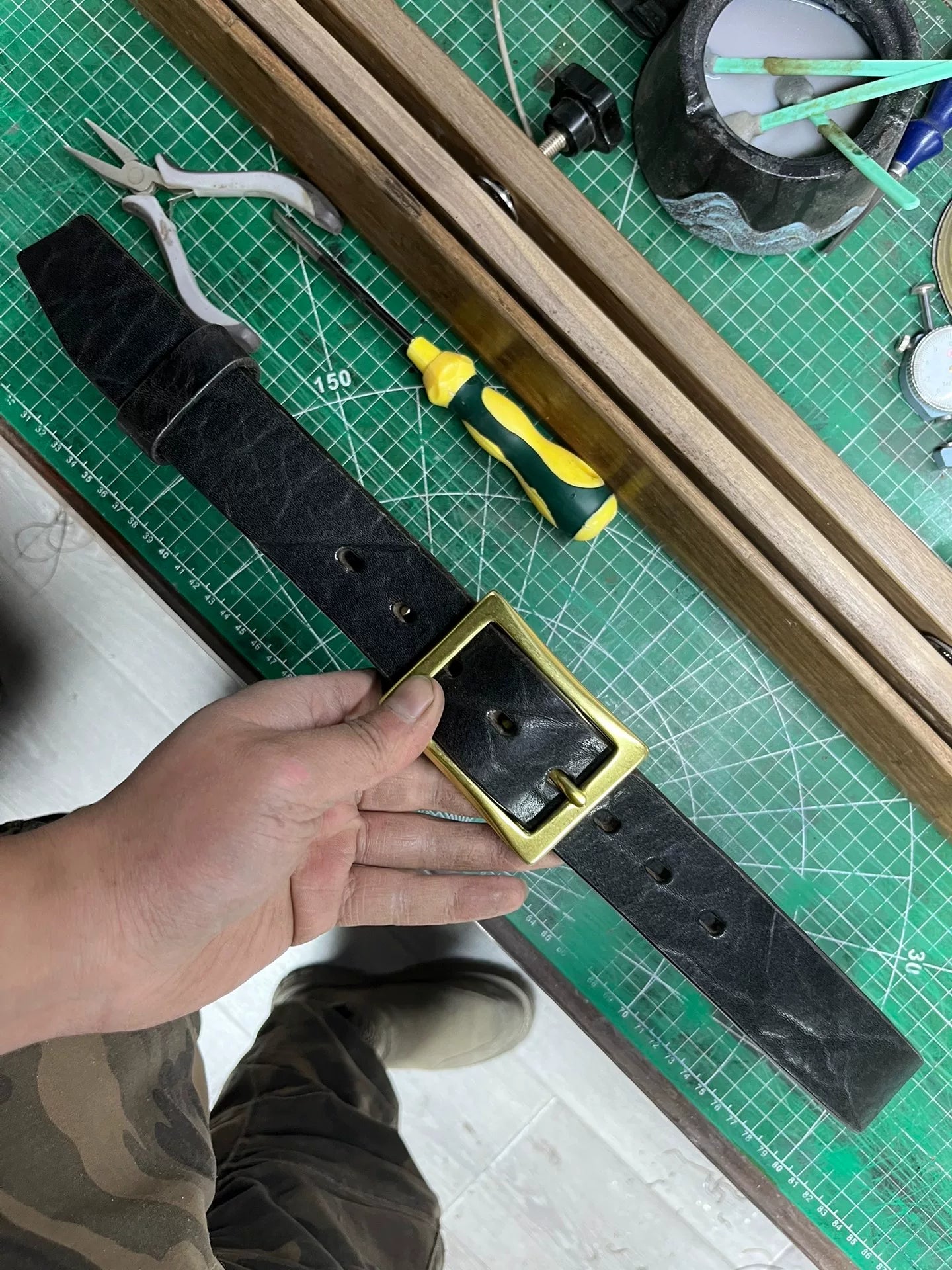 5.5mm thick handmade belt imported from North America black dyed bi…