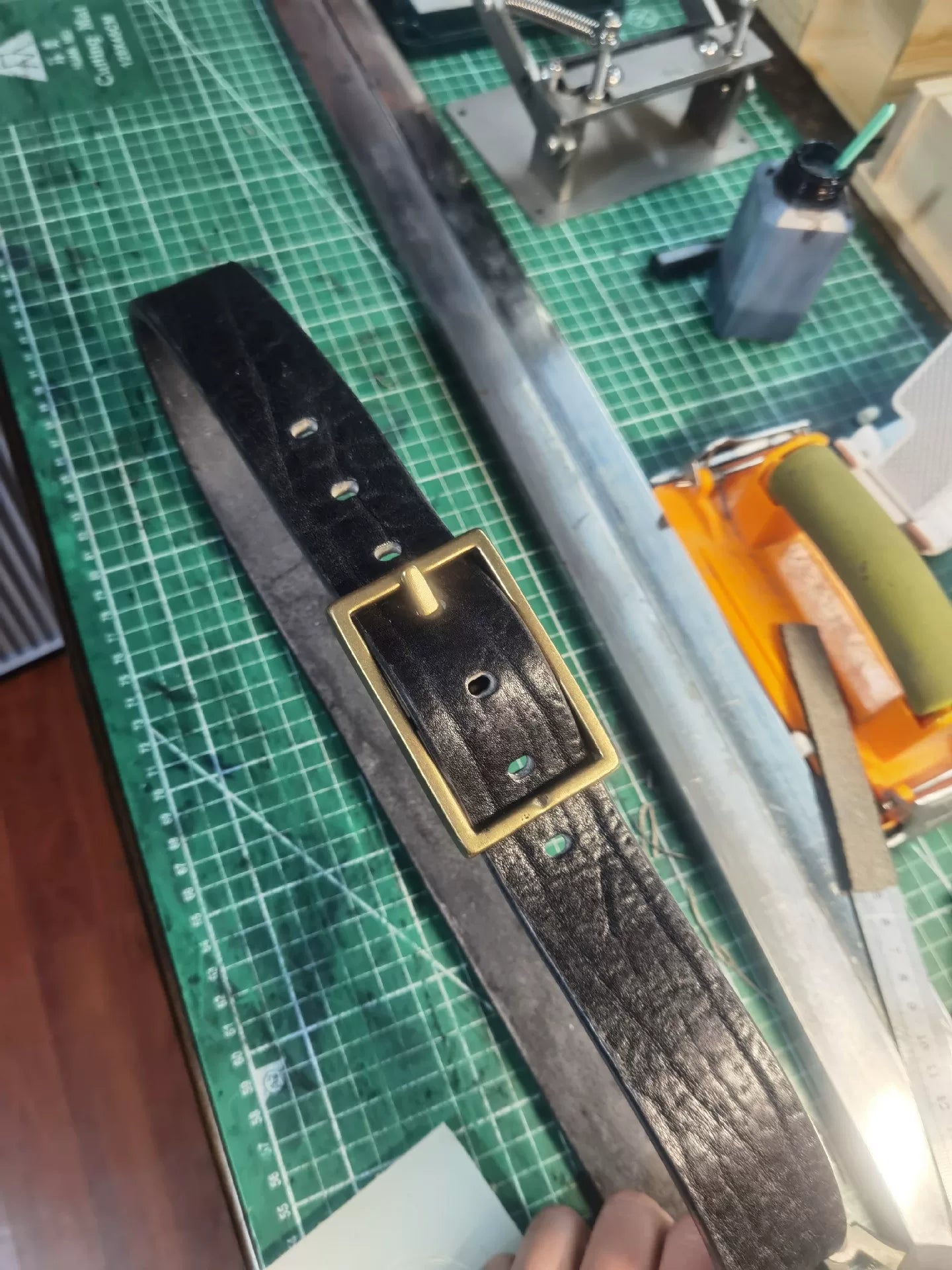 Genuine first-layer cowhide belt