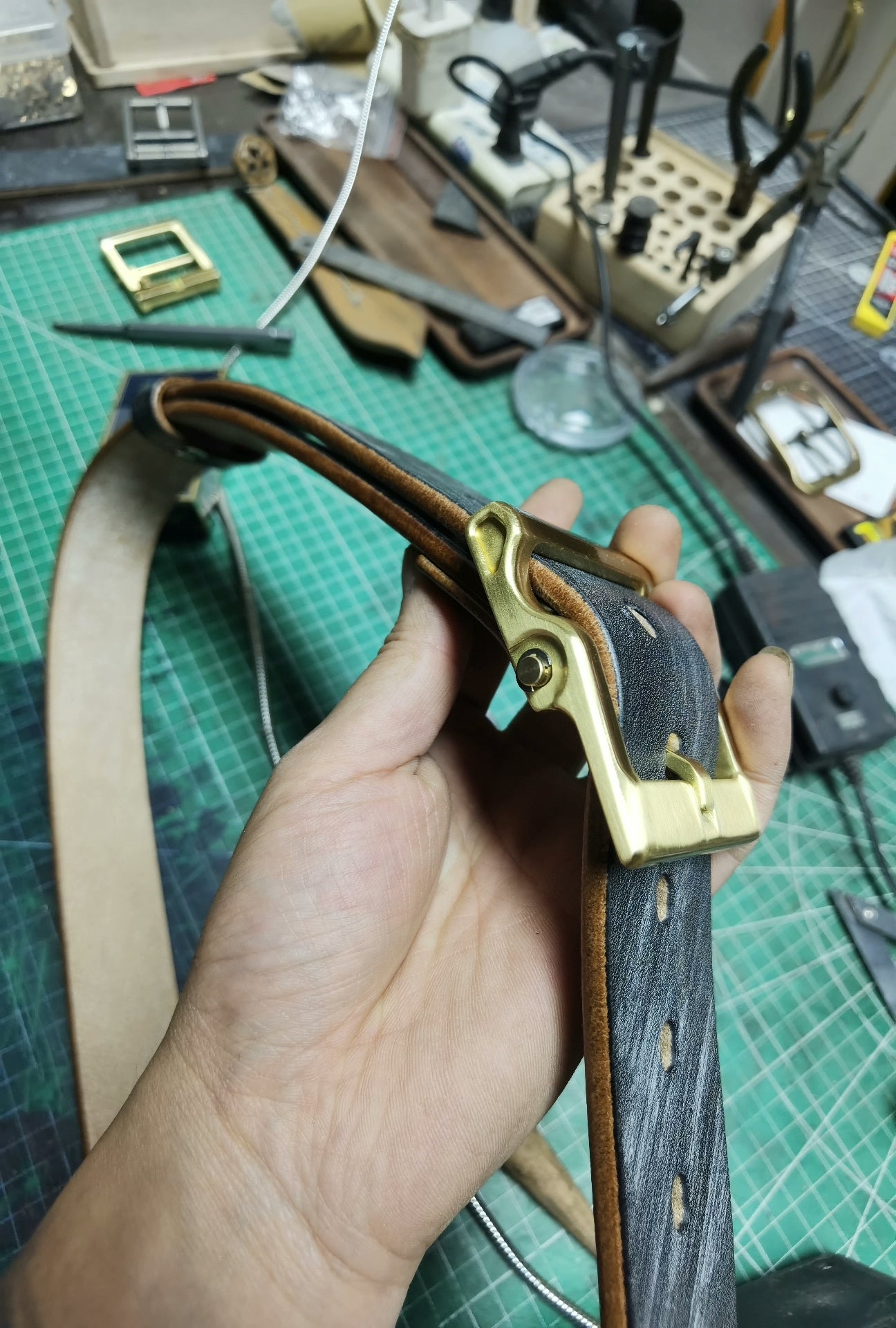 5.5mm thick black JF bridle. Full grain jf horse rein leather first…