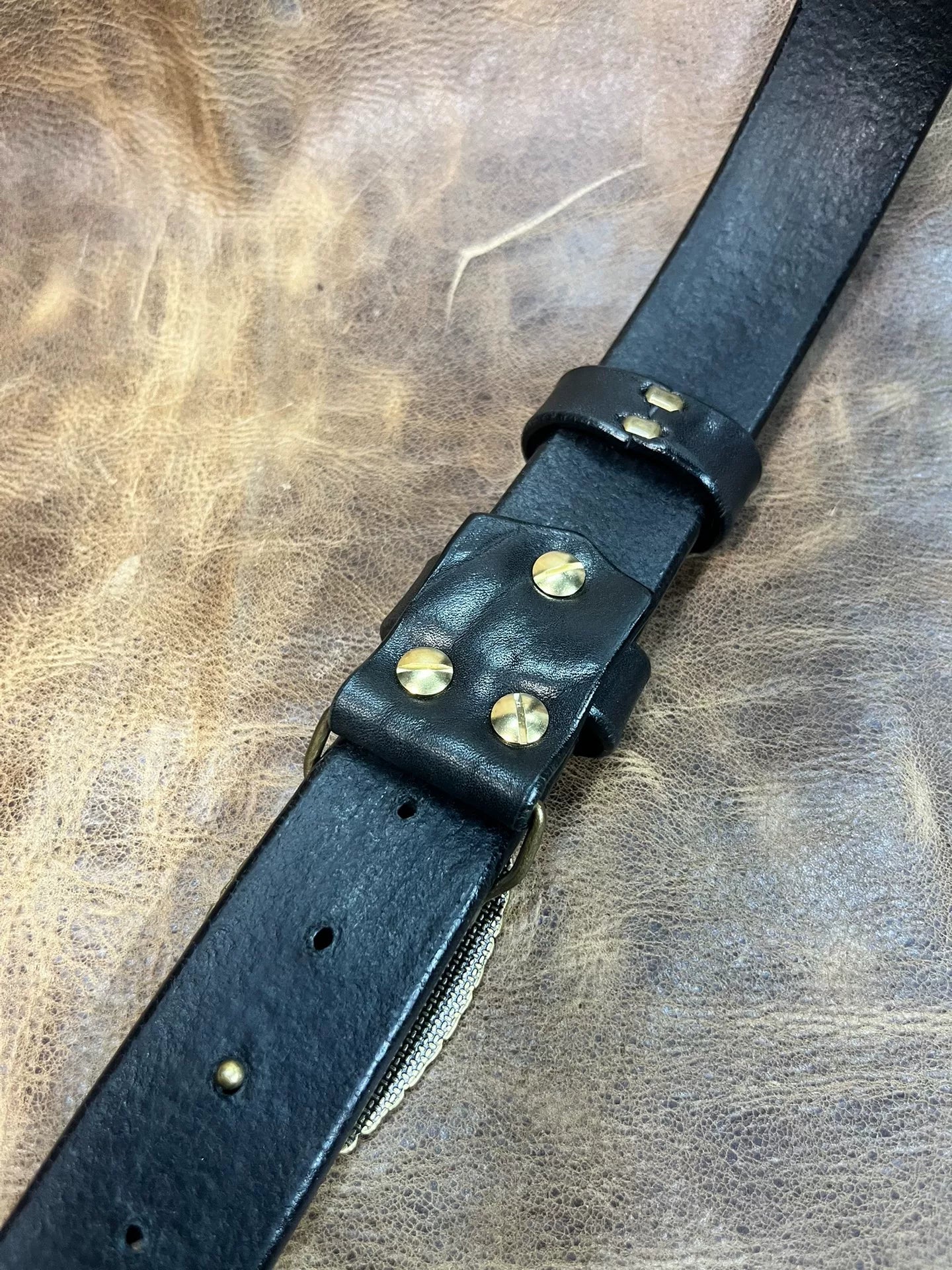 Harley-Davidson belt buckle with black bison leather