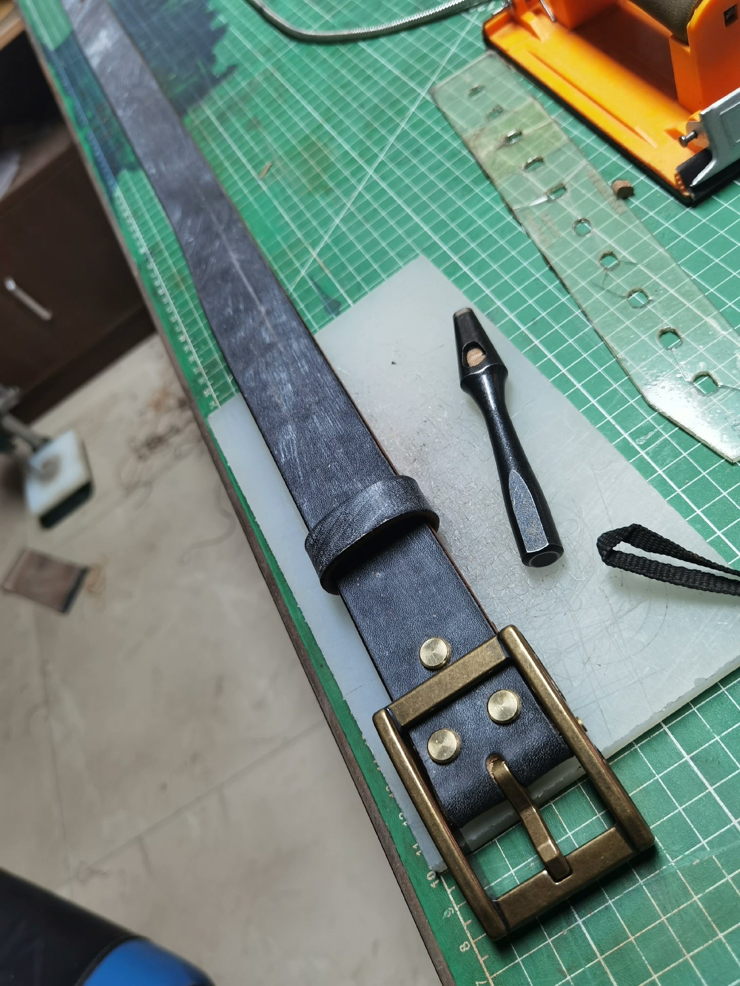 JF.J.Baker full grain bridle leather belt strip handmade belt mater…