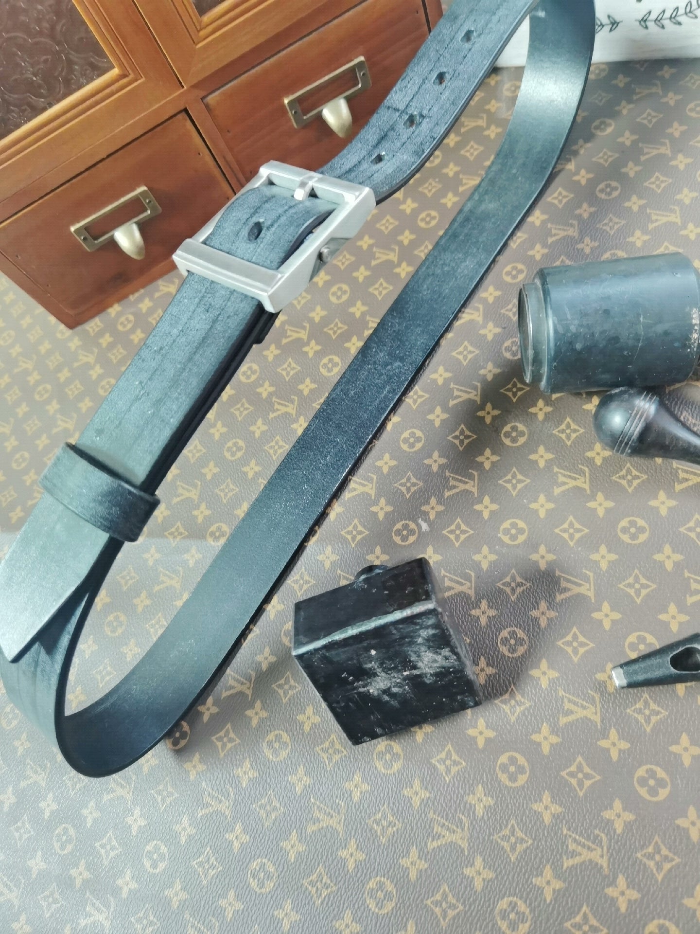 TWS 'Wind Dust' Gen 5 — Handmade Bridle Leather Belt