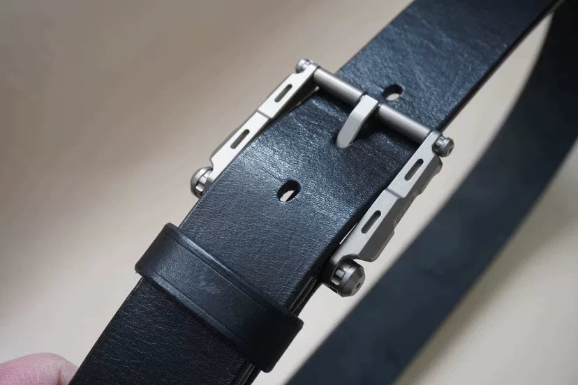 West Wind Tunnel titanium alloy belt buckle, hypoallergenic material