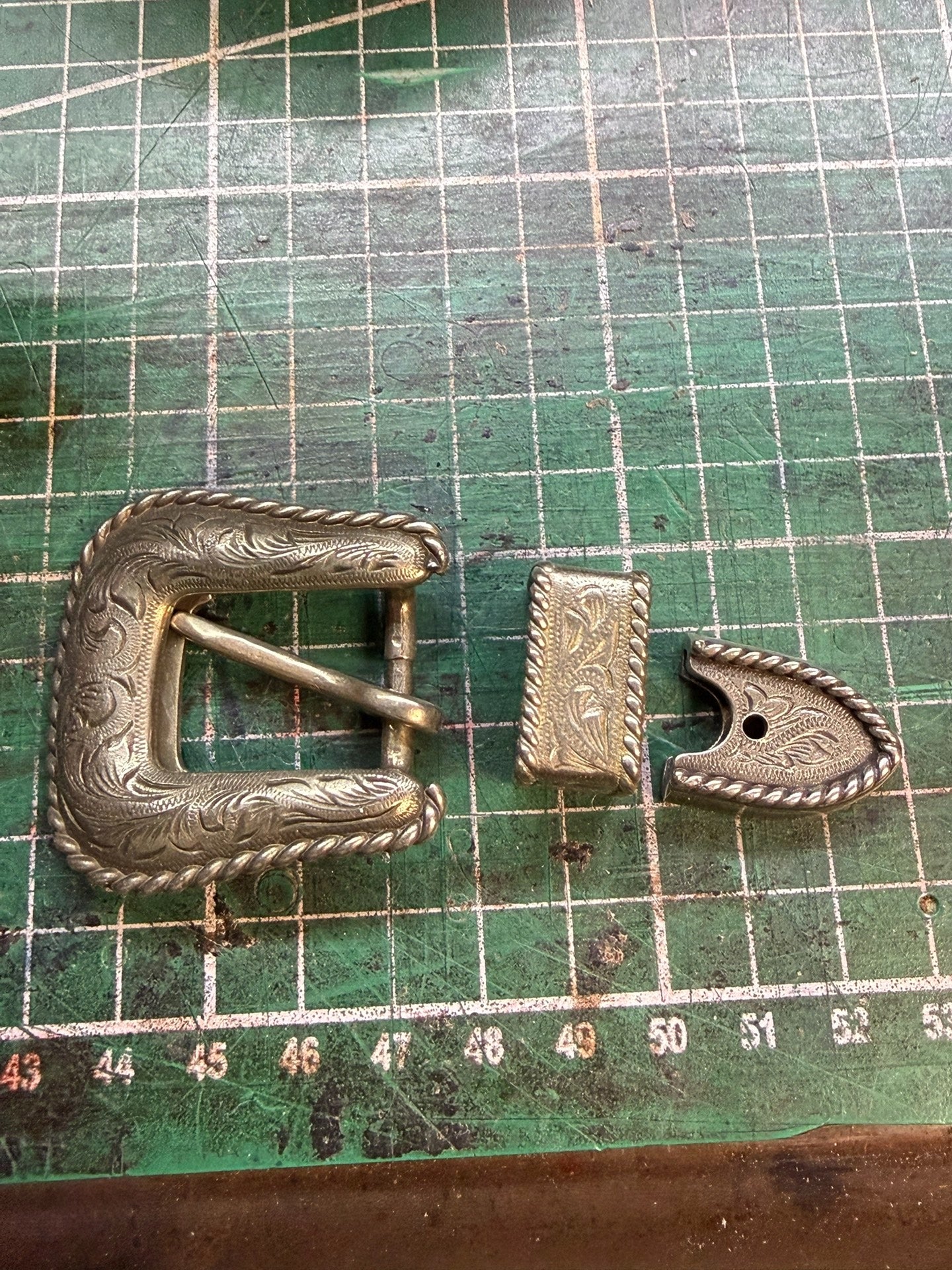 Purely hand-engraved American retro belt buckle