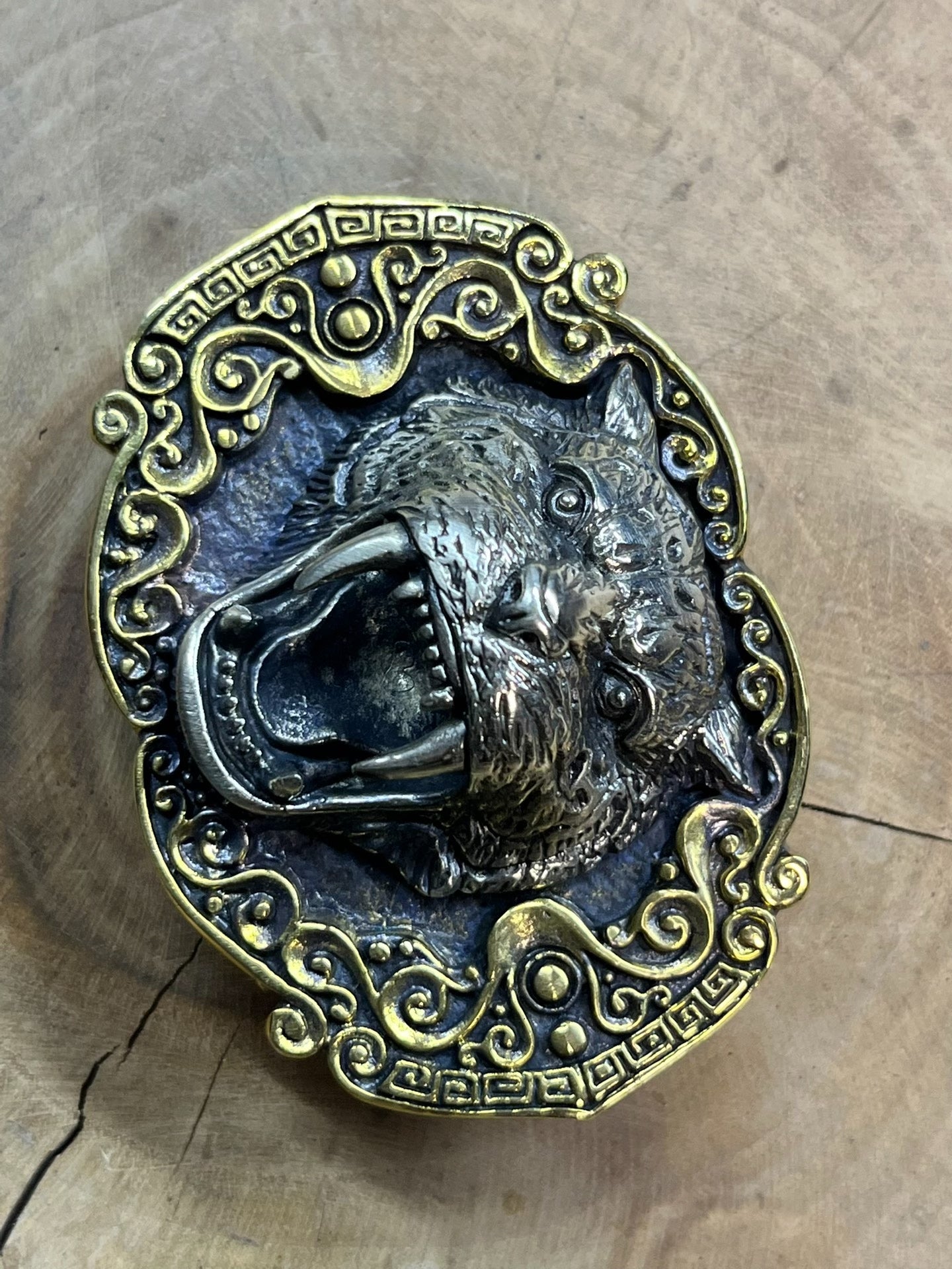 Domineering three-dimensional zodiac tiger head belt buckle with sm…