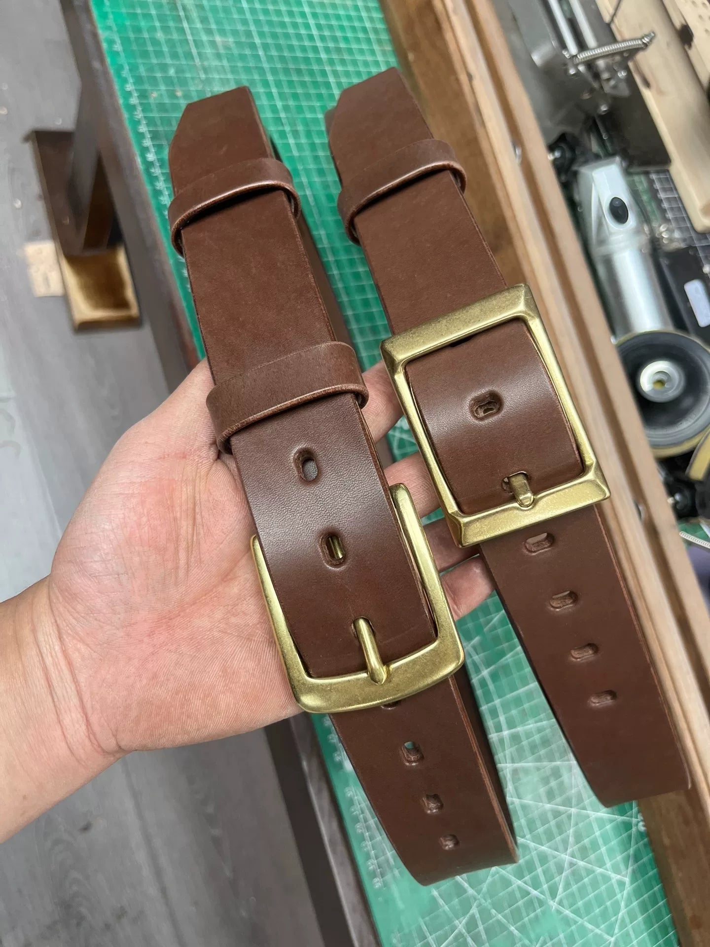 Heavyweight saddle leather gadfly 4th generation brass men's belt i…