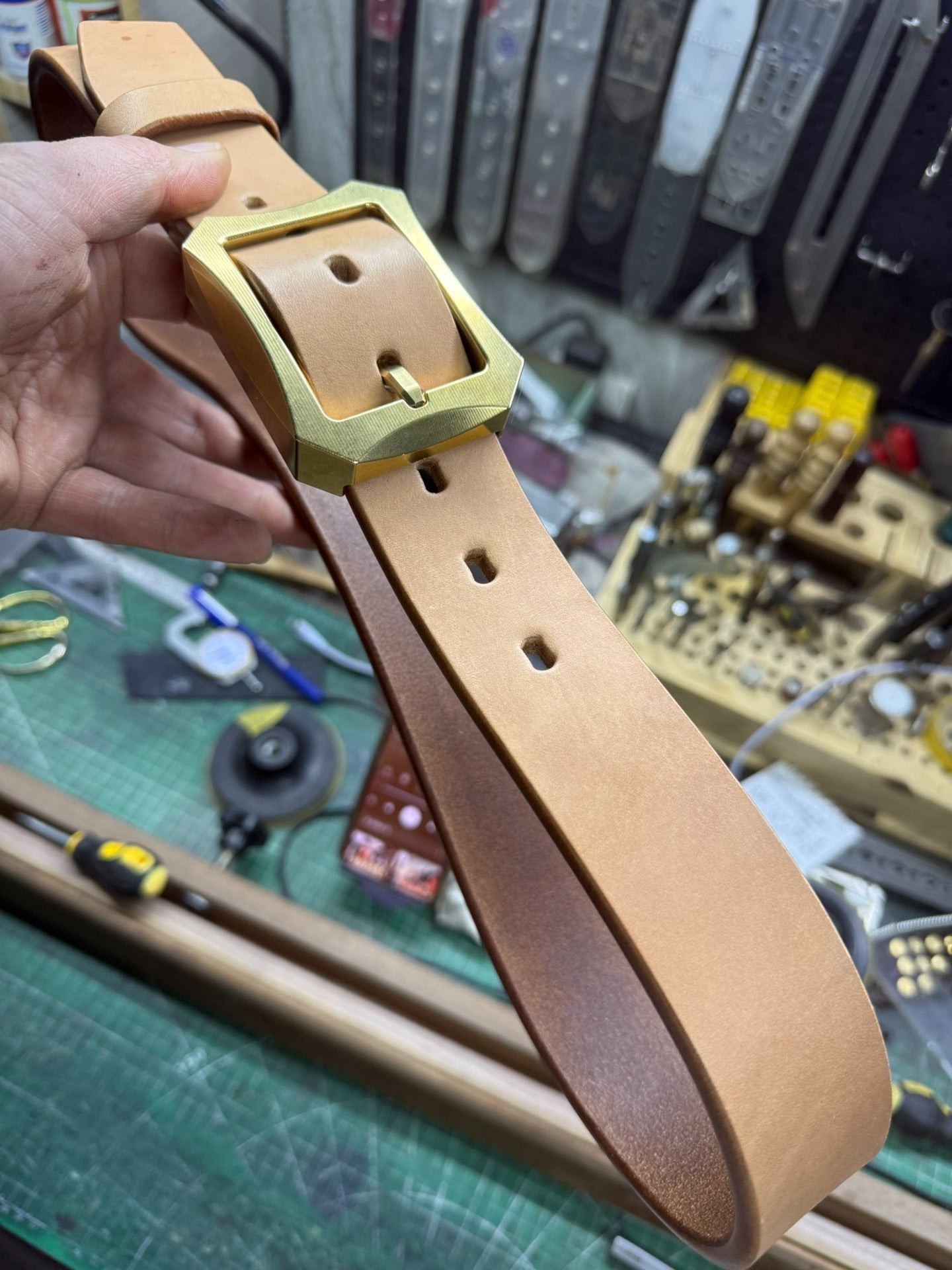 5mm Saddle Leather with Solid Brass Octagonal Line-Cut Buckle