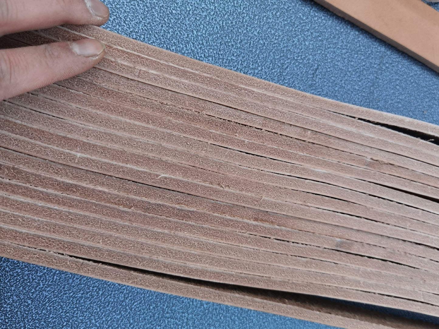 7 mm thick top-grade Tochi wood