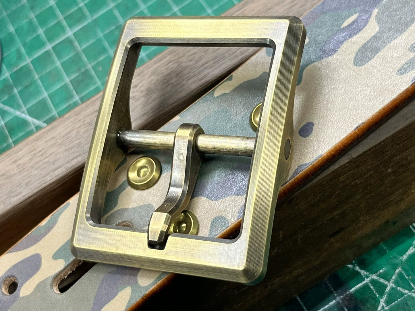 CNC brass wire cutting and engraving high-end customized belt buckl…
