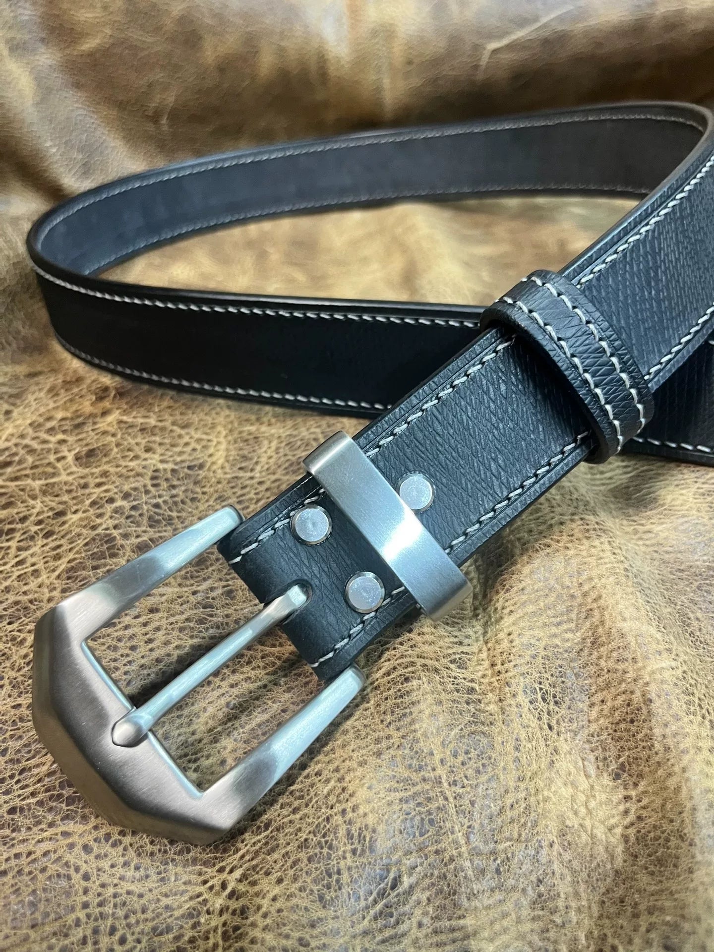 Imported Italian saddle vegetable-tanned leather with replica gadfl…