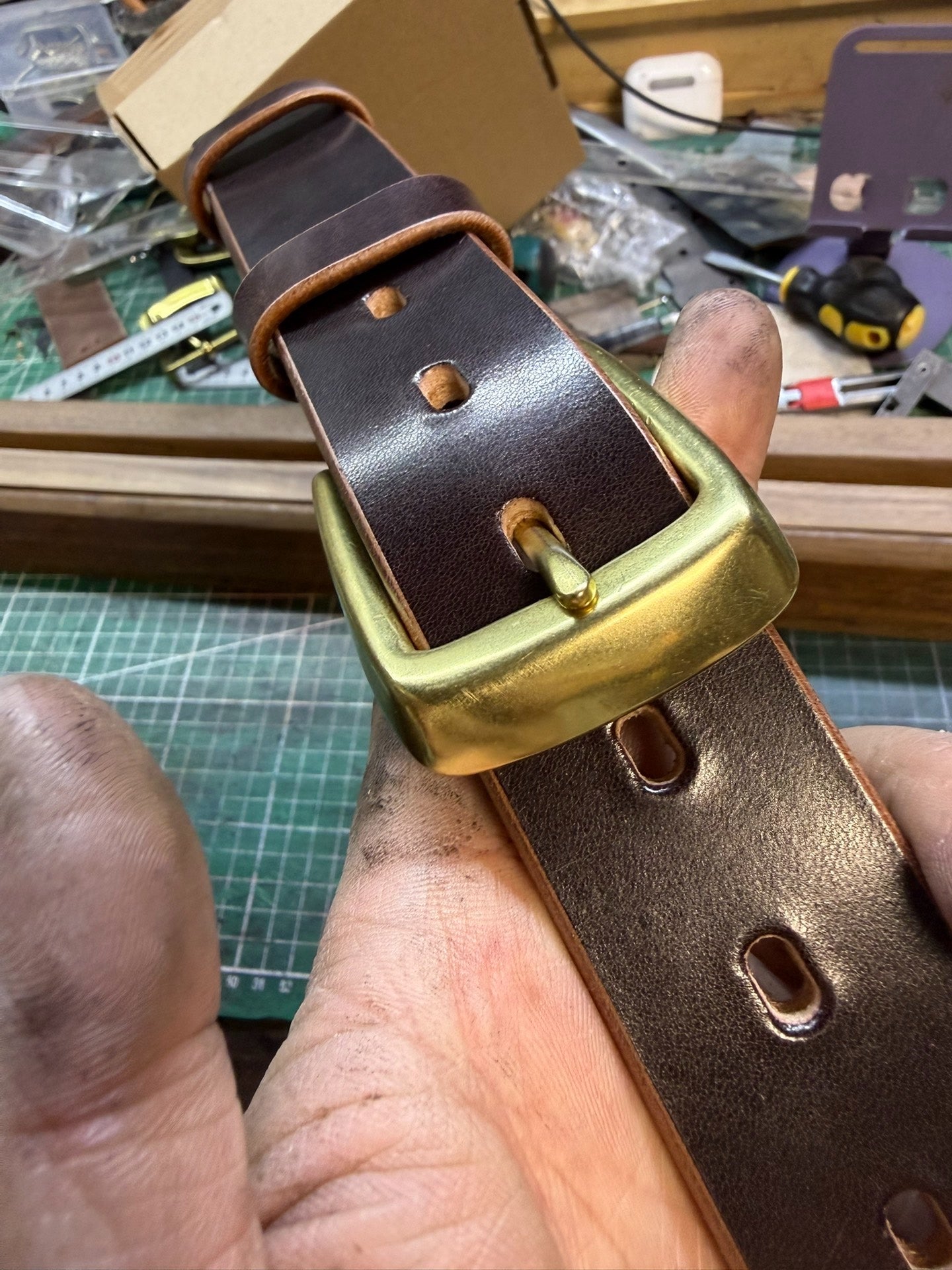 Genuine first-layer cowhide oil-waxed leather handmade belt There a…