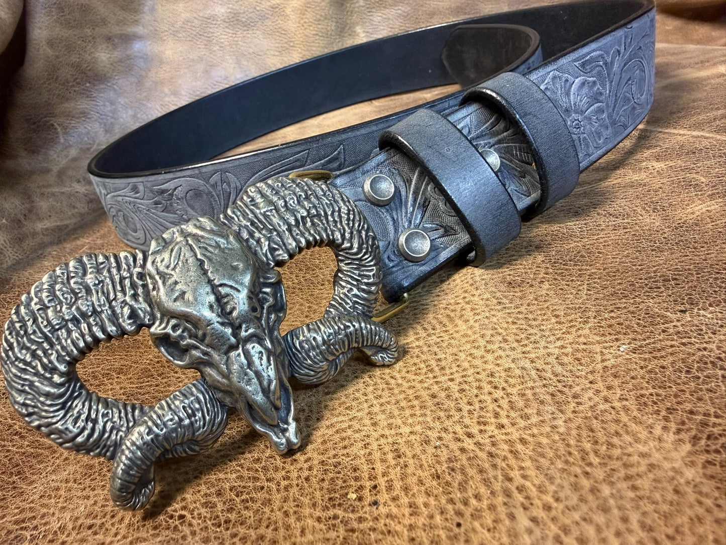 The Italian horse-rein carved handmade belt is custom-made