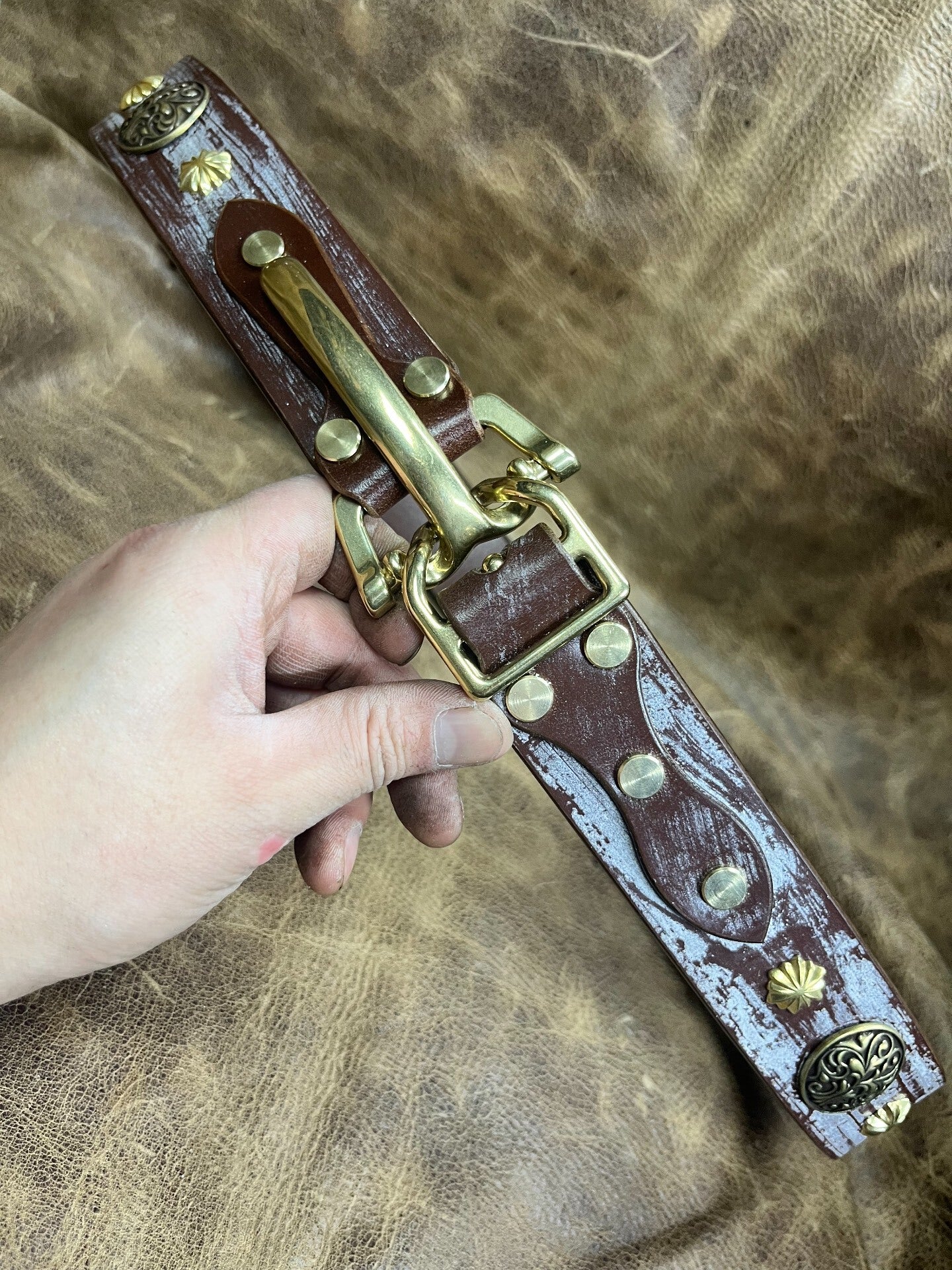 TWS British Bridle Cowhide Men's Cavalry Belt — Multi-Hole Adjustable