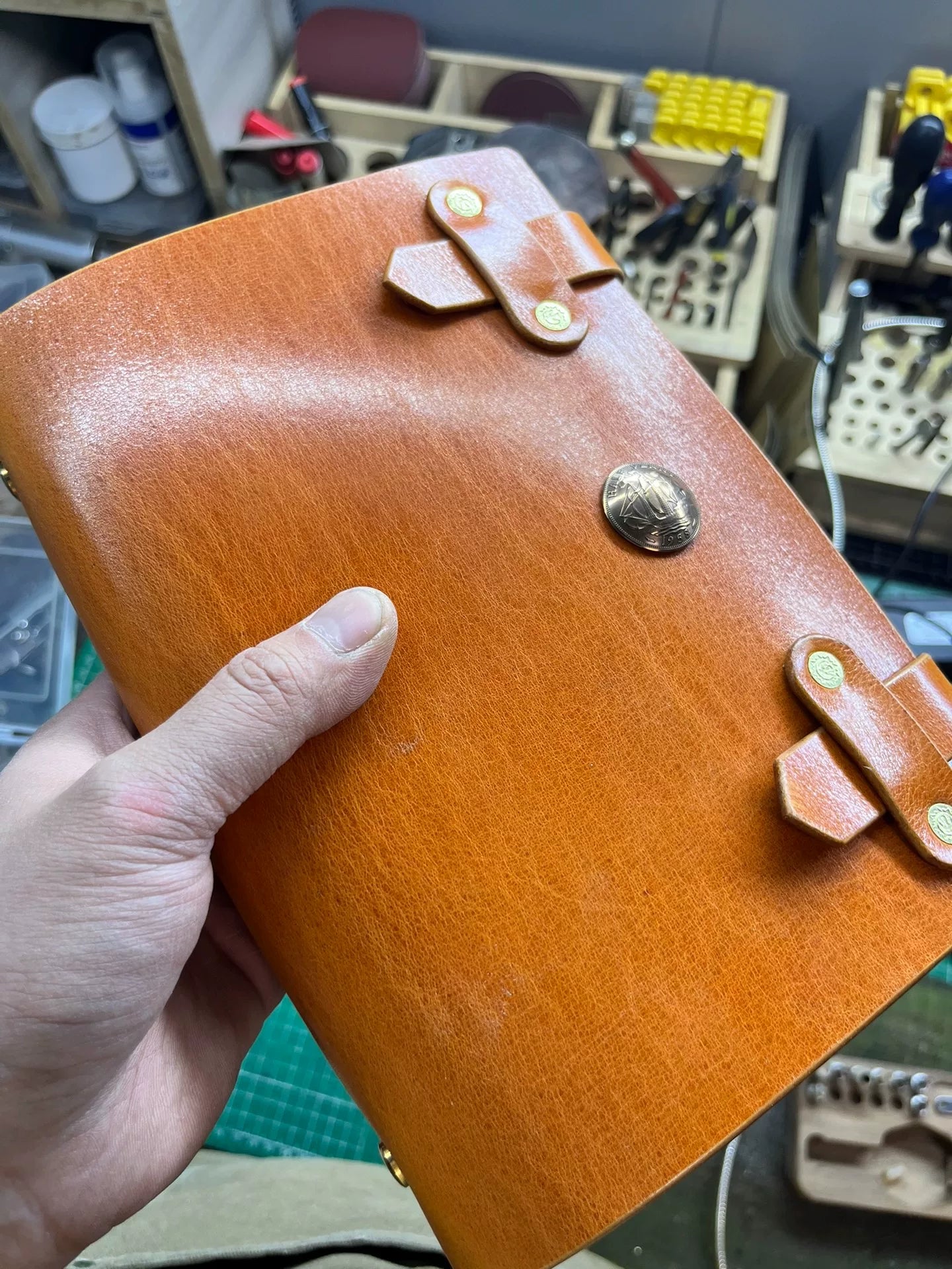 Horwen style oil wax leather A5 made of 4mm single layer thickness…