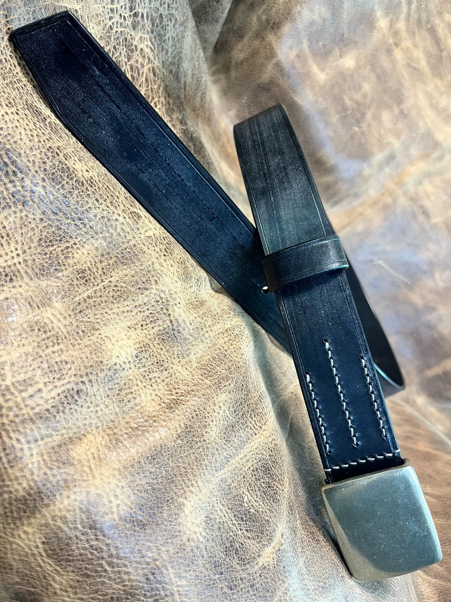 TWS Bridle Leather with Japanese Vintage White-Bronze Square Buckle