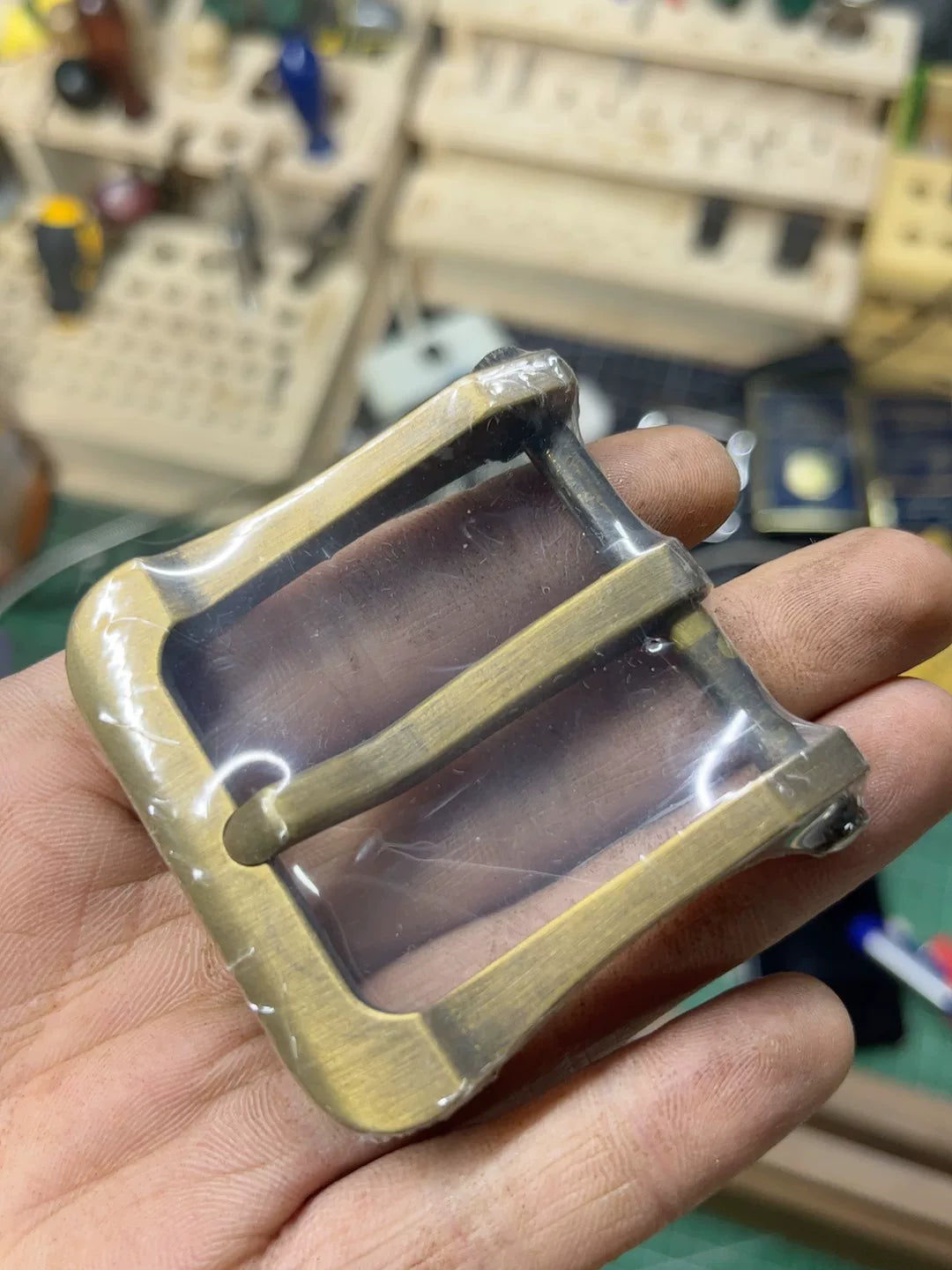 Authentic Niu 3 Gadfly No. 3 wire cutting belt buckle
