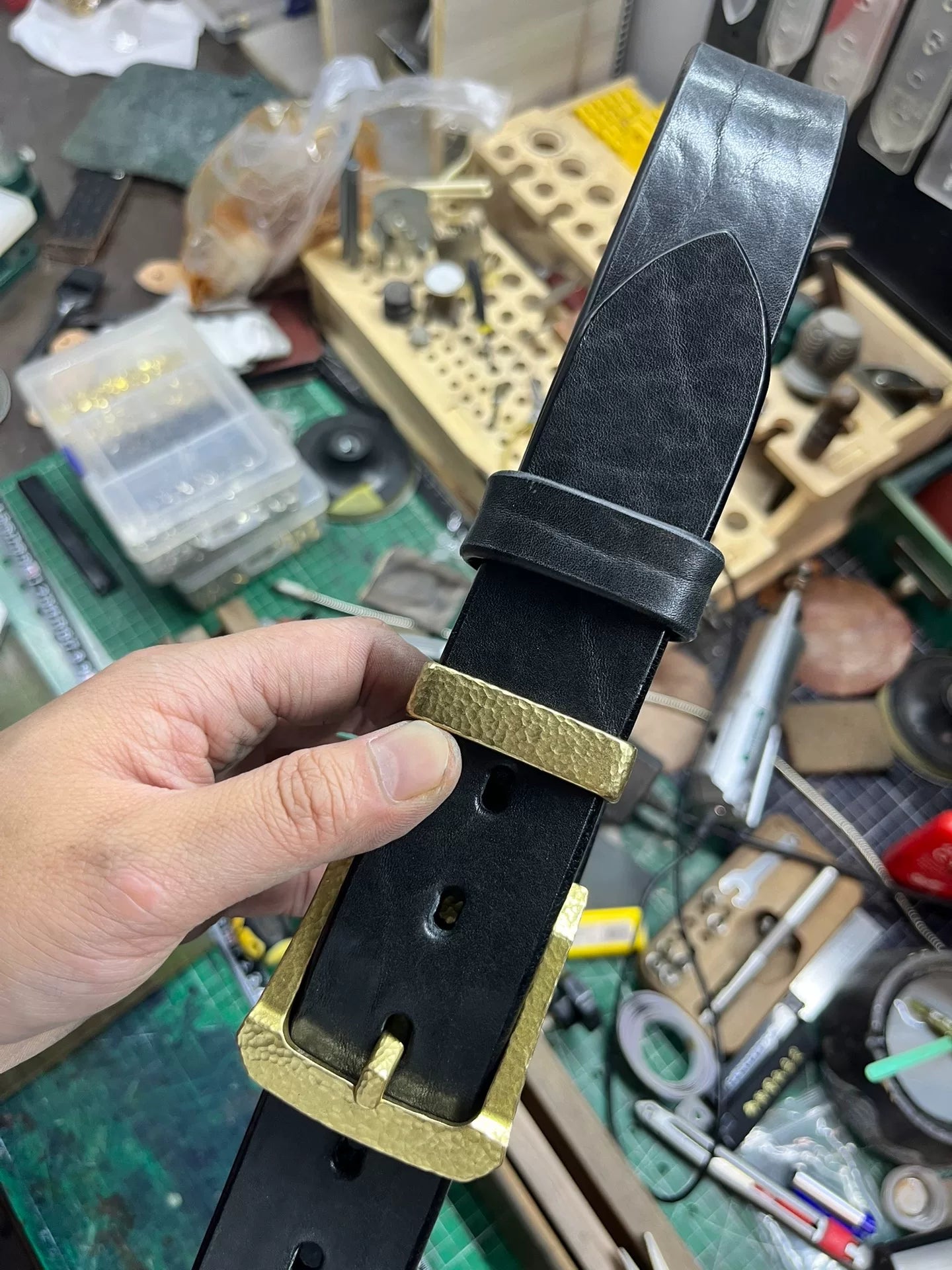 6.5mm Thick North American Dyed Black Buffalo Leather Belt