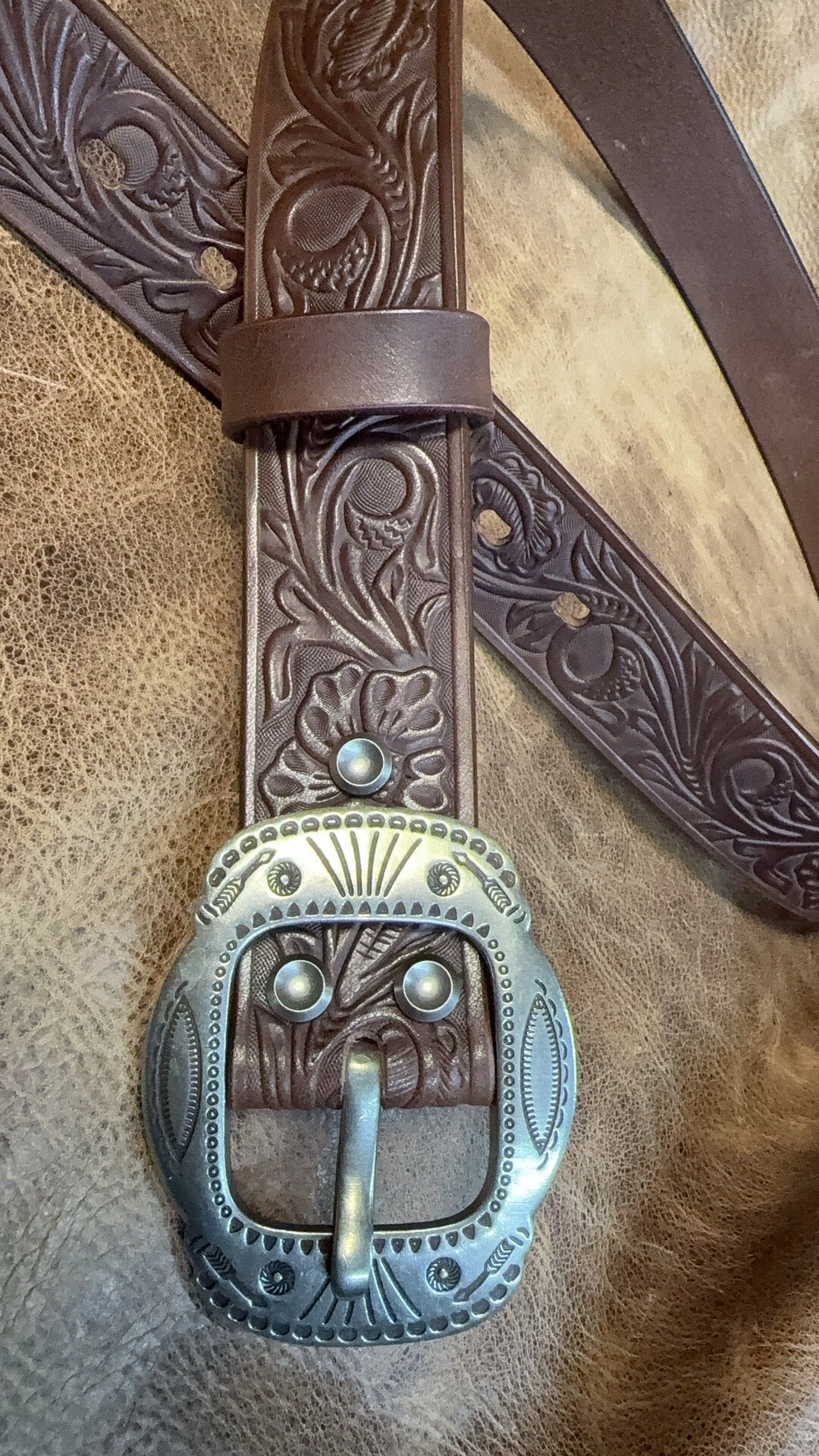 Meian's custom-made brown carved handmade belt
