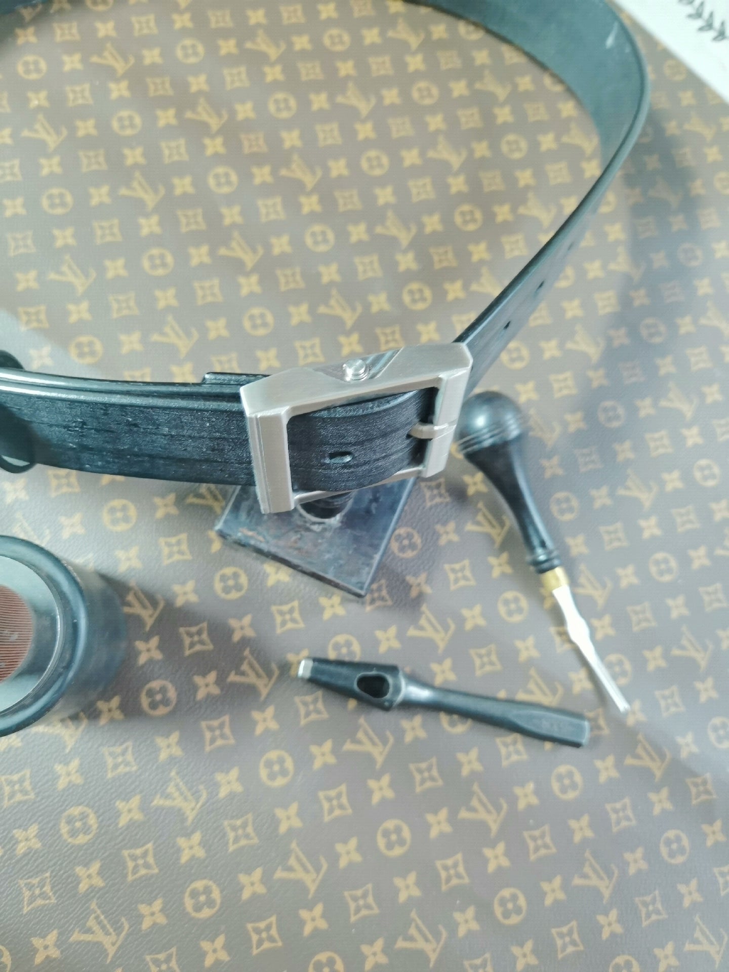 TWS 'Wind Dust' Gen 5 — Handmade Bridle Leather Belt
