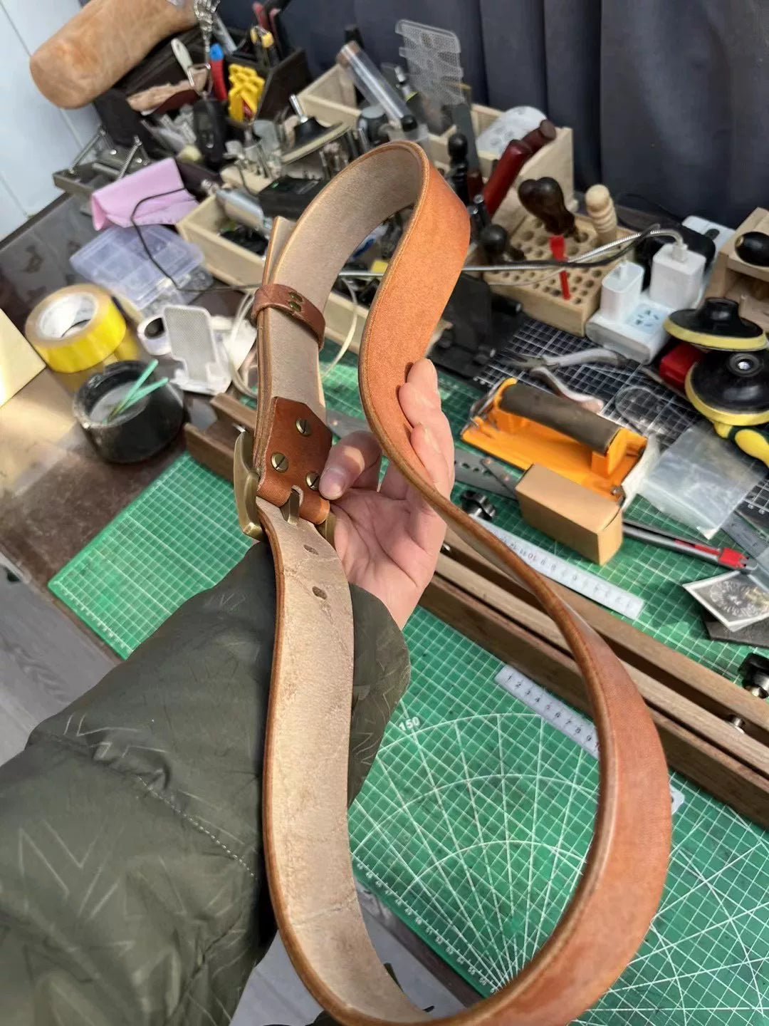 The front back is made of 5.5mm thick brown – caramel color JF – jf…