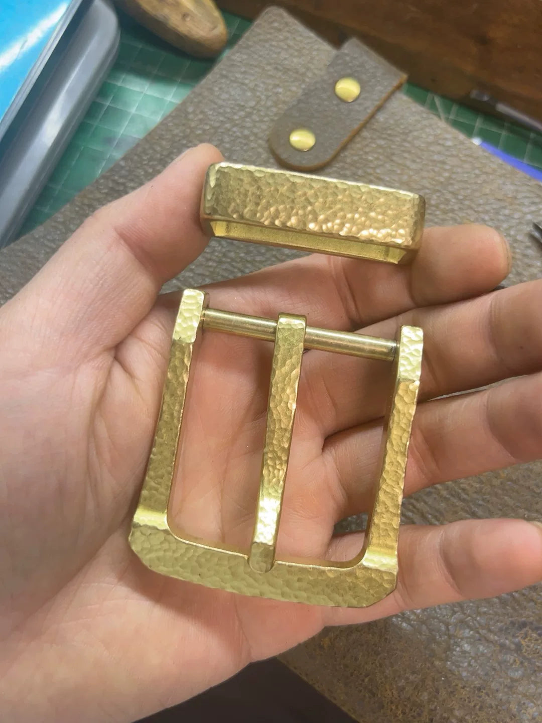 Gadfly buckle replica Niu 11 solid brass hand-hammered belt buckle