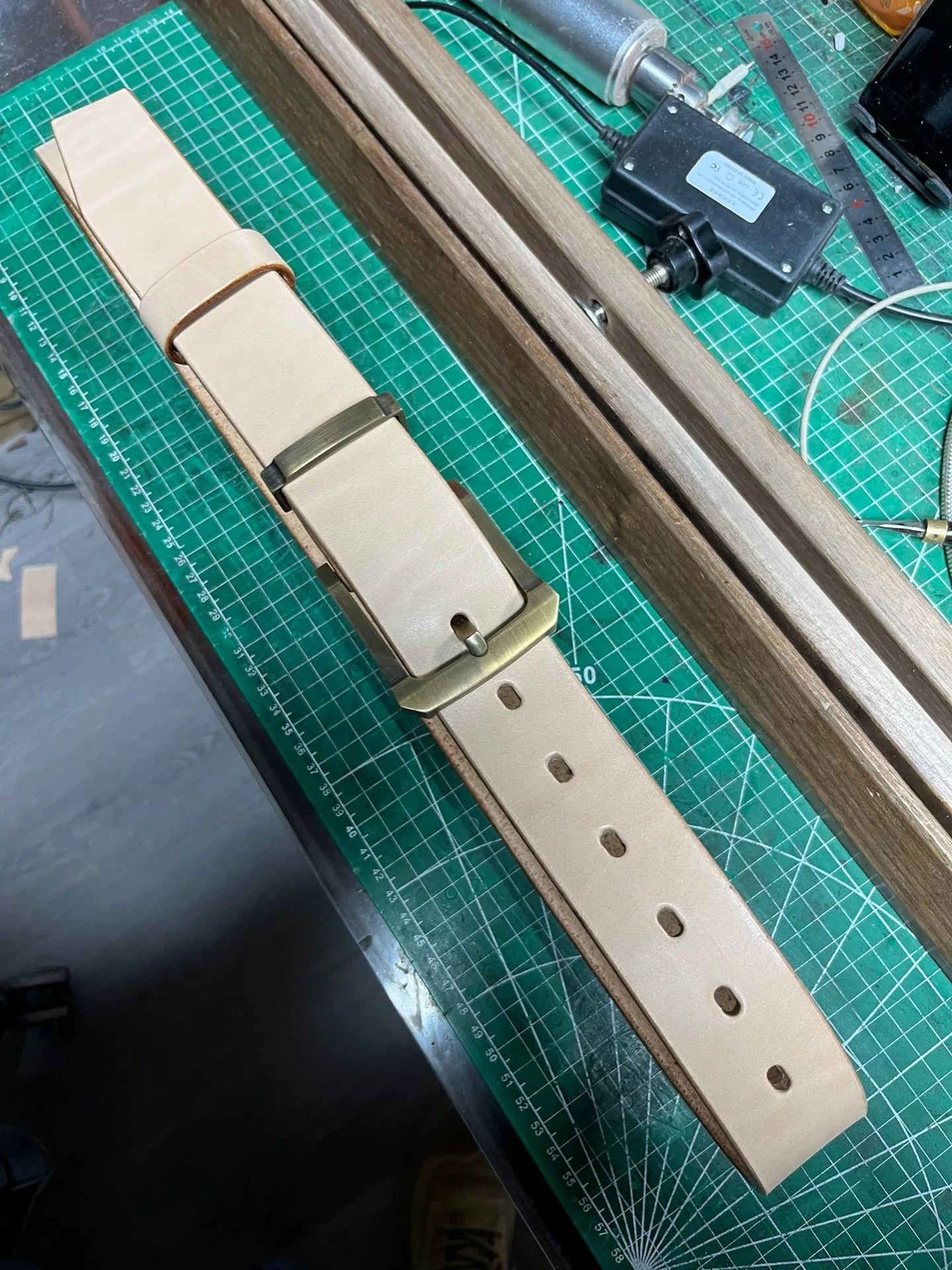 Meian leather handmade belt