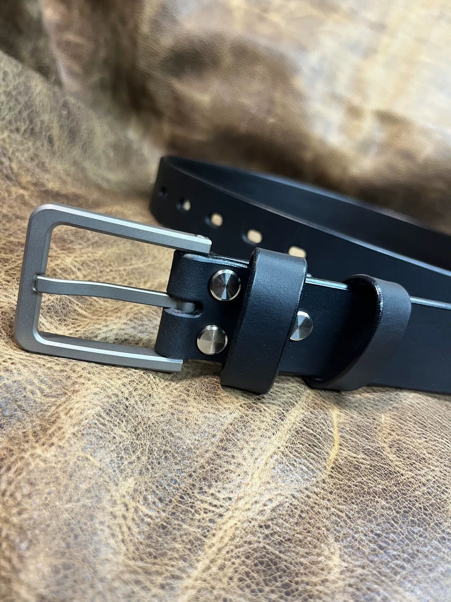 West Wind Tunnel TC21 titanium alloy belt buckle with Italian Tusca…