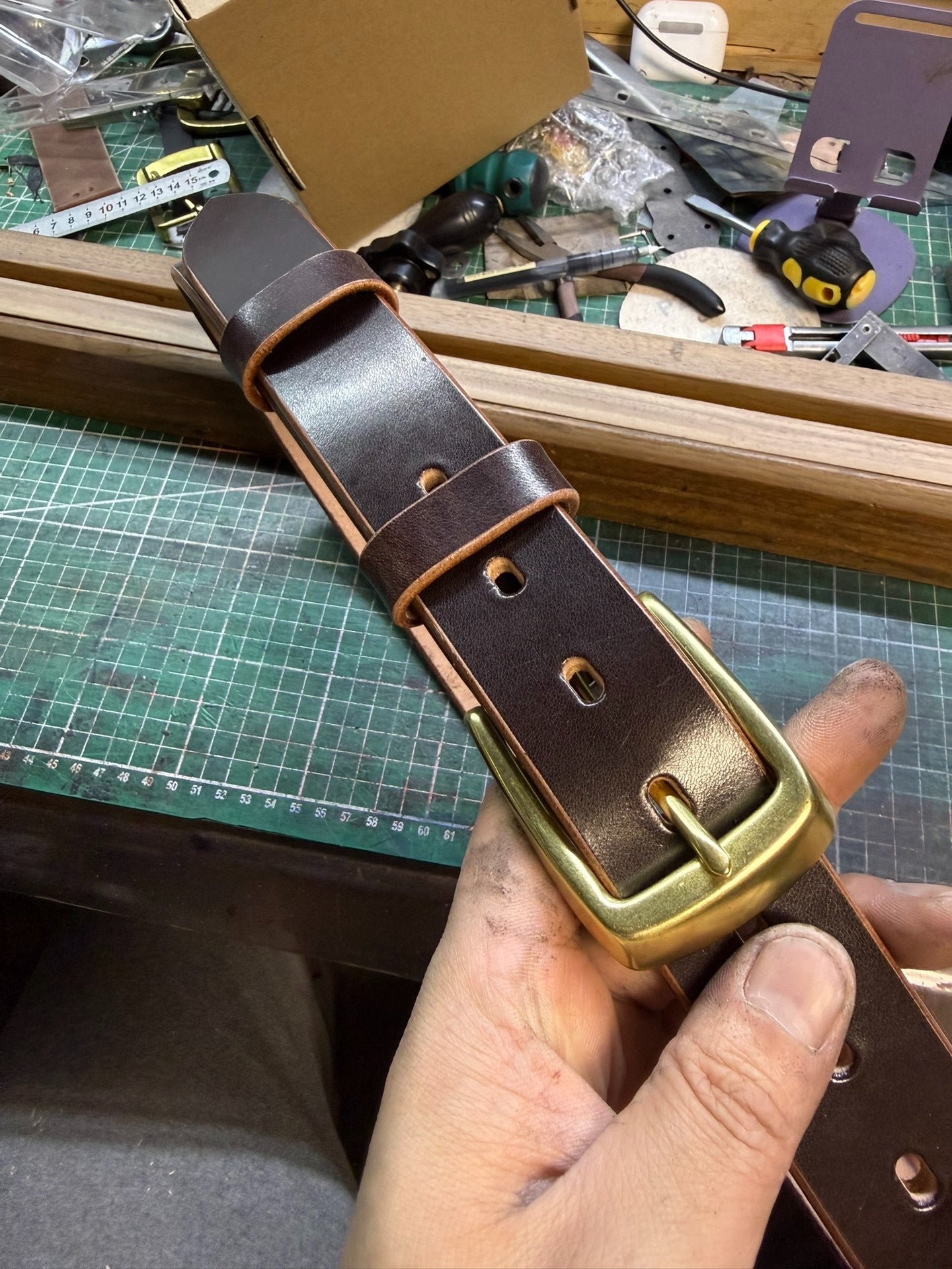 Genuine first-layer cowhide oil-waxed leather handmade belt There a…