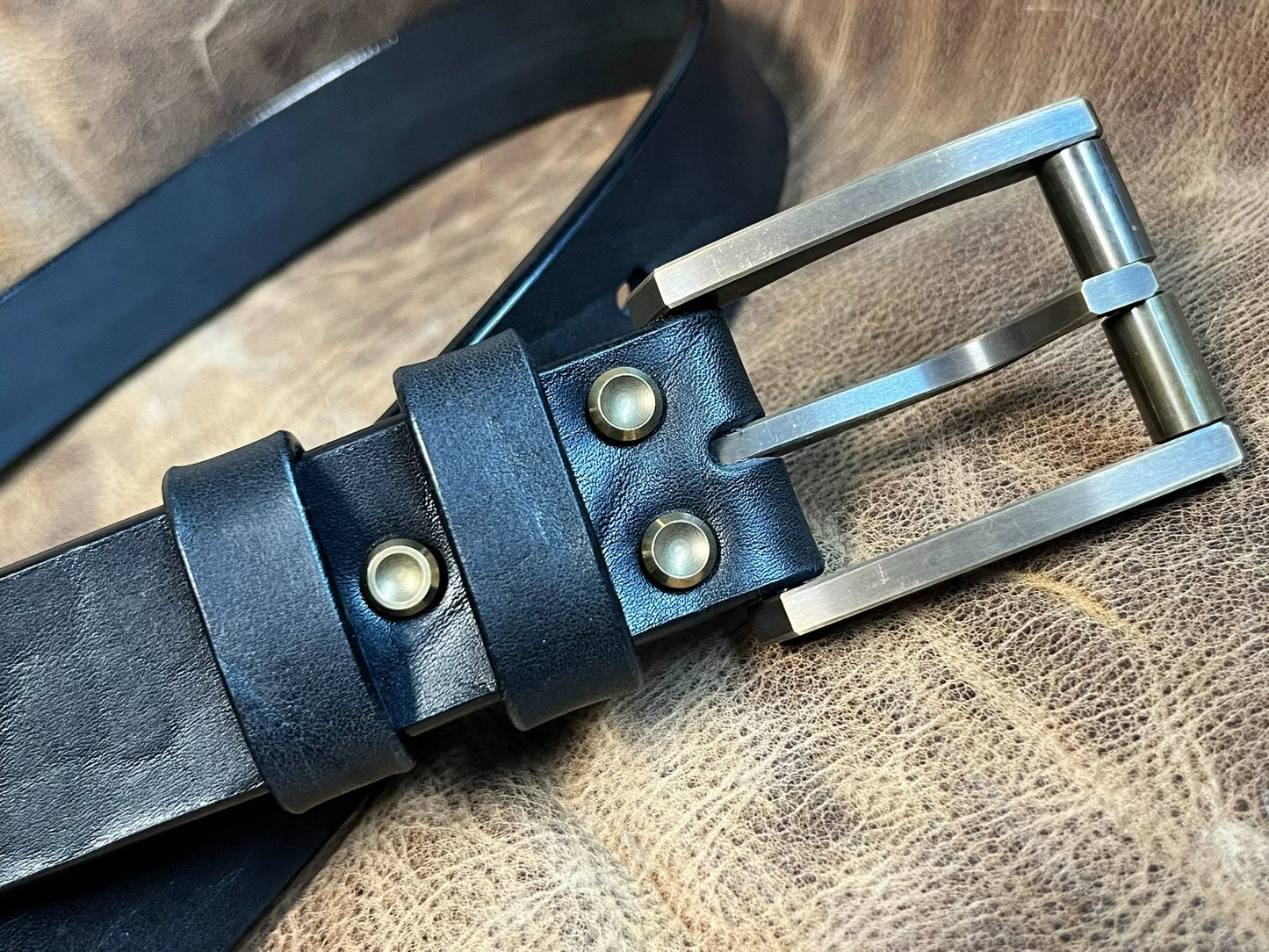 Tiger handmade black bison leather belt with brass wire cut buckle