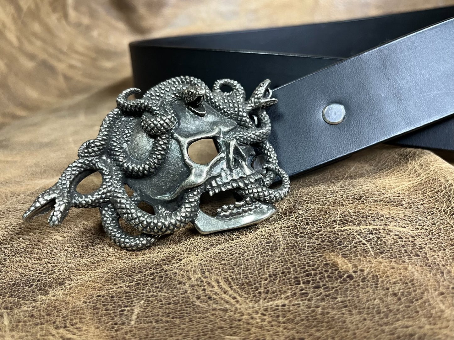 American retro skull snake pure copper and white copper belt buckle…
