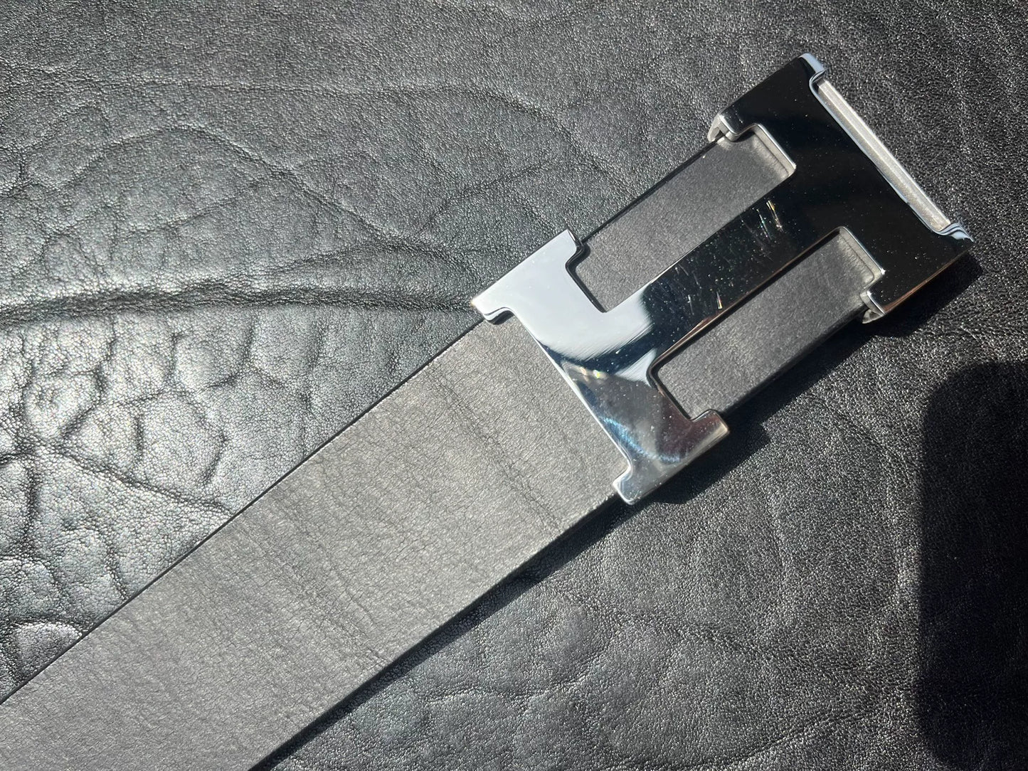 Mirrored Hermès box buckle with black dyed Italian men's business f…