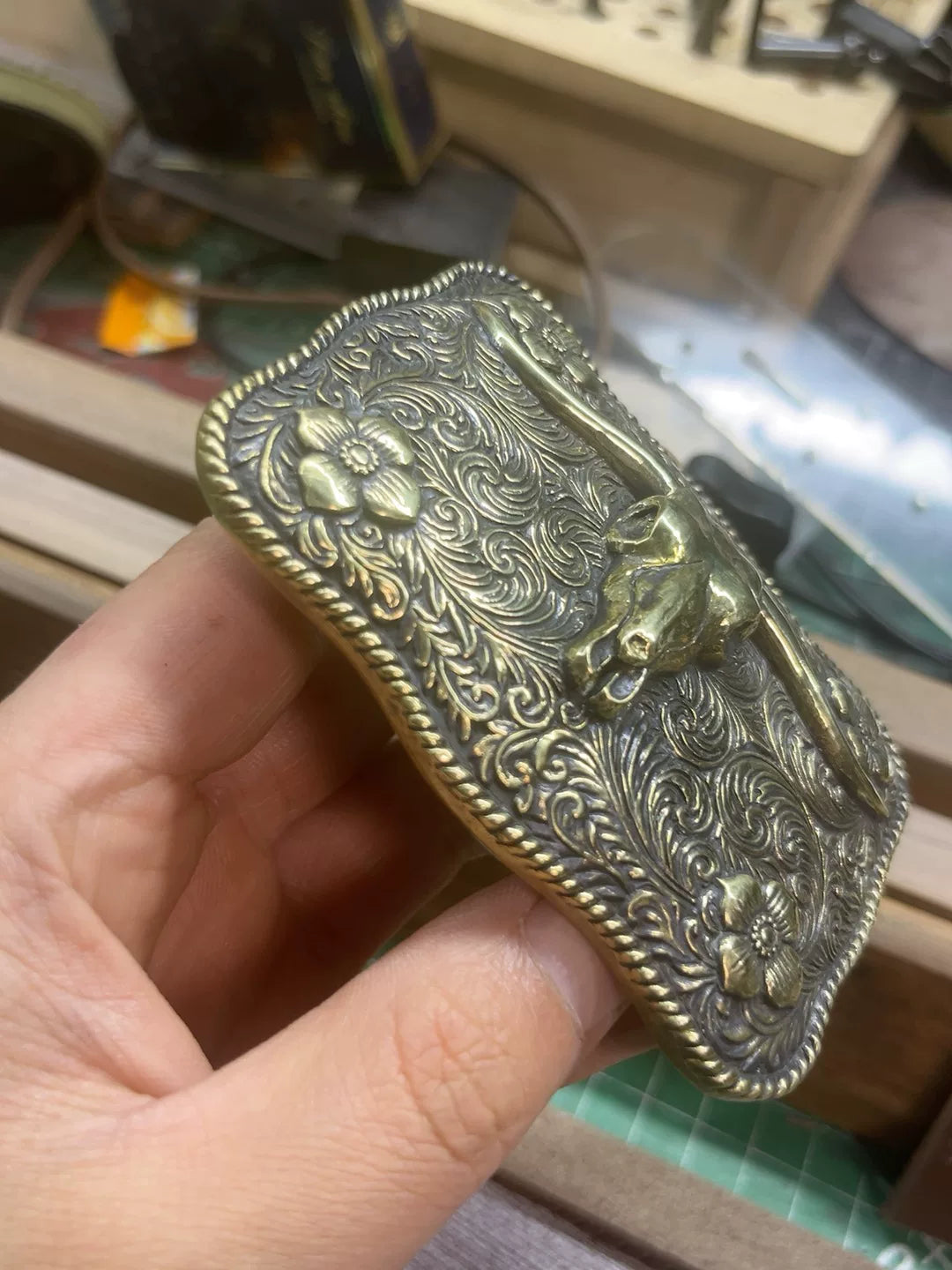 Handmade western medieval Ami khaki bull head belt