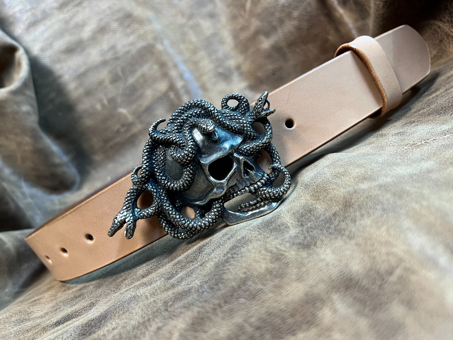 American retro skull snake pure copper and white copper belt buckle…
