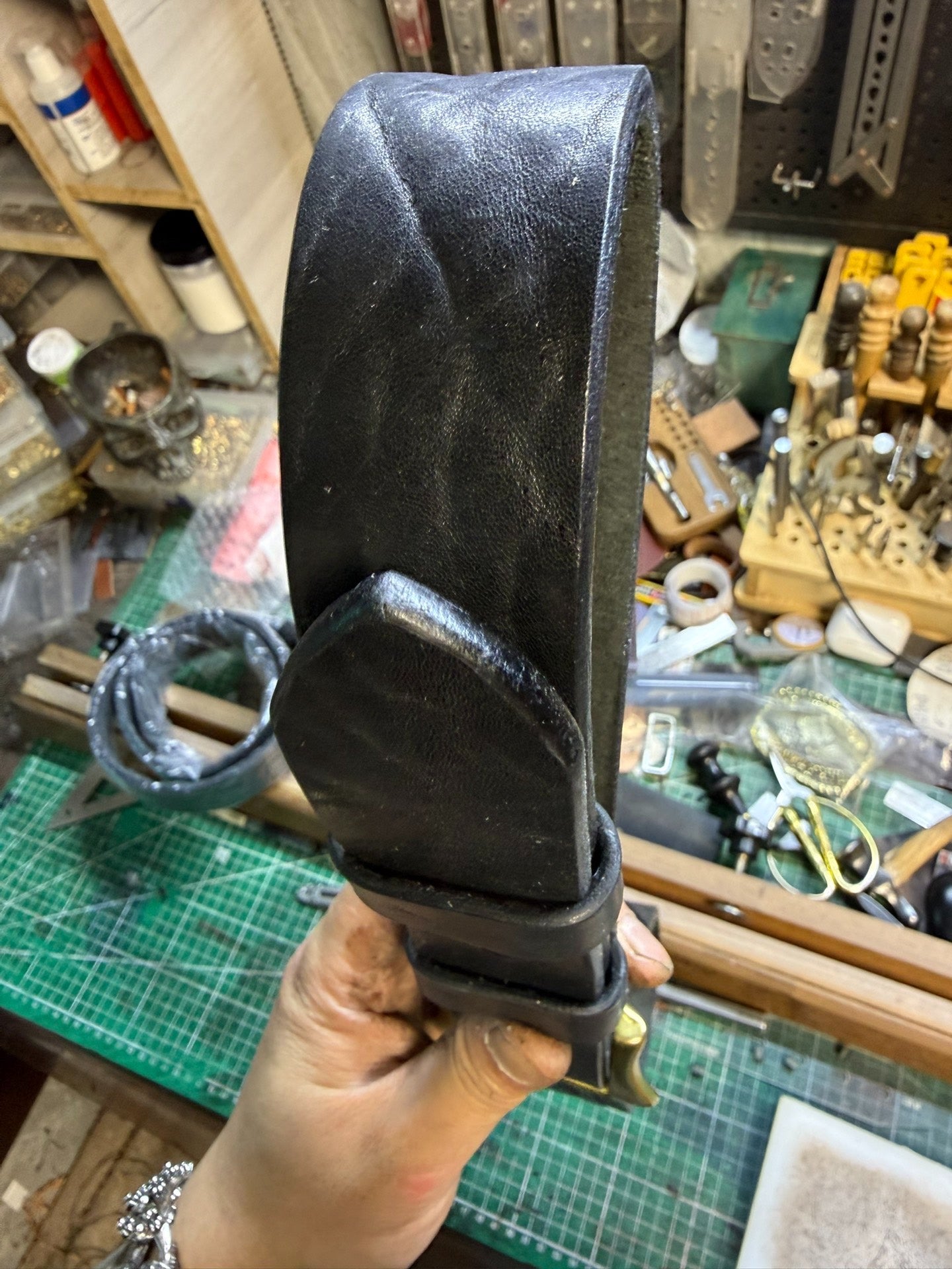 6 mm thick black bison leather handmade belt