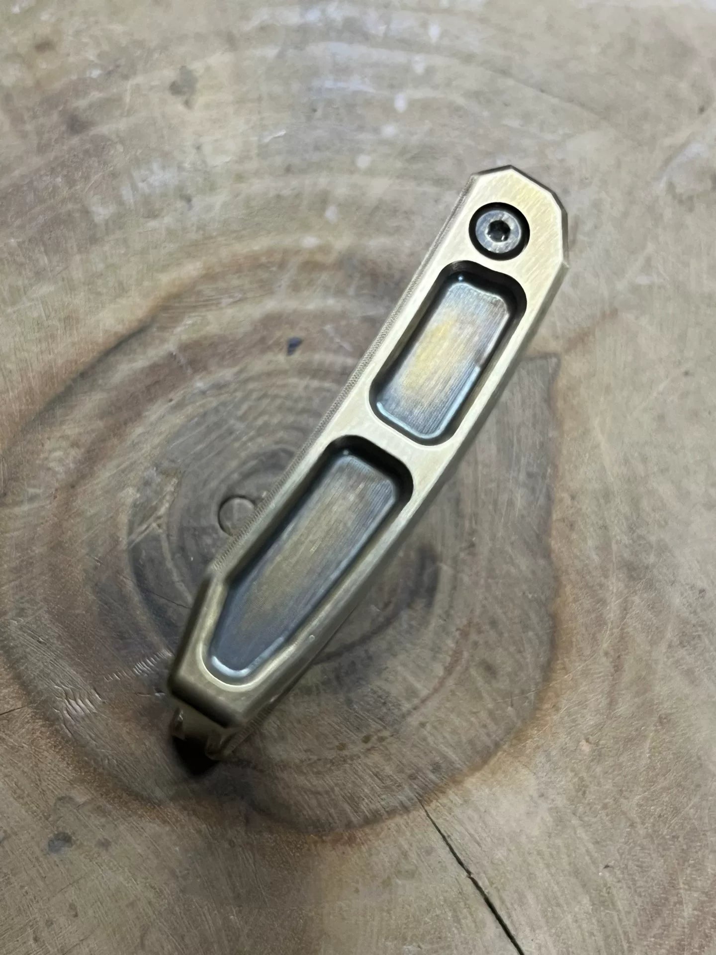 Westwind No.3 Line-Cut — Original Solid Brass 35mm