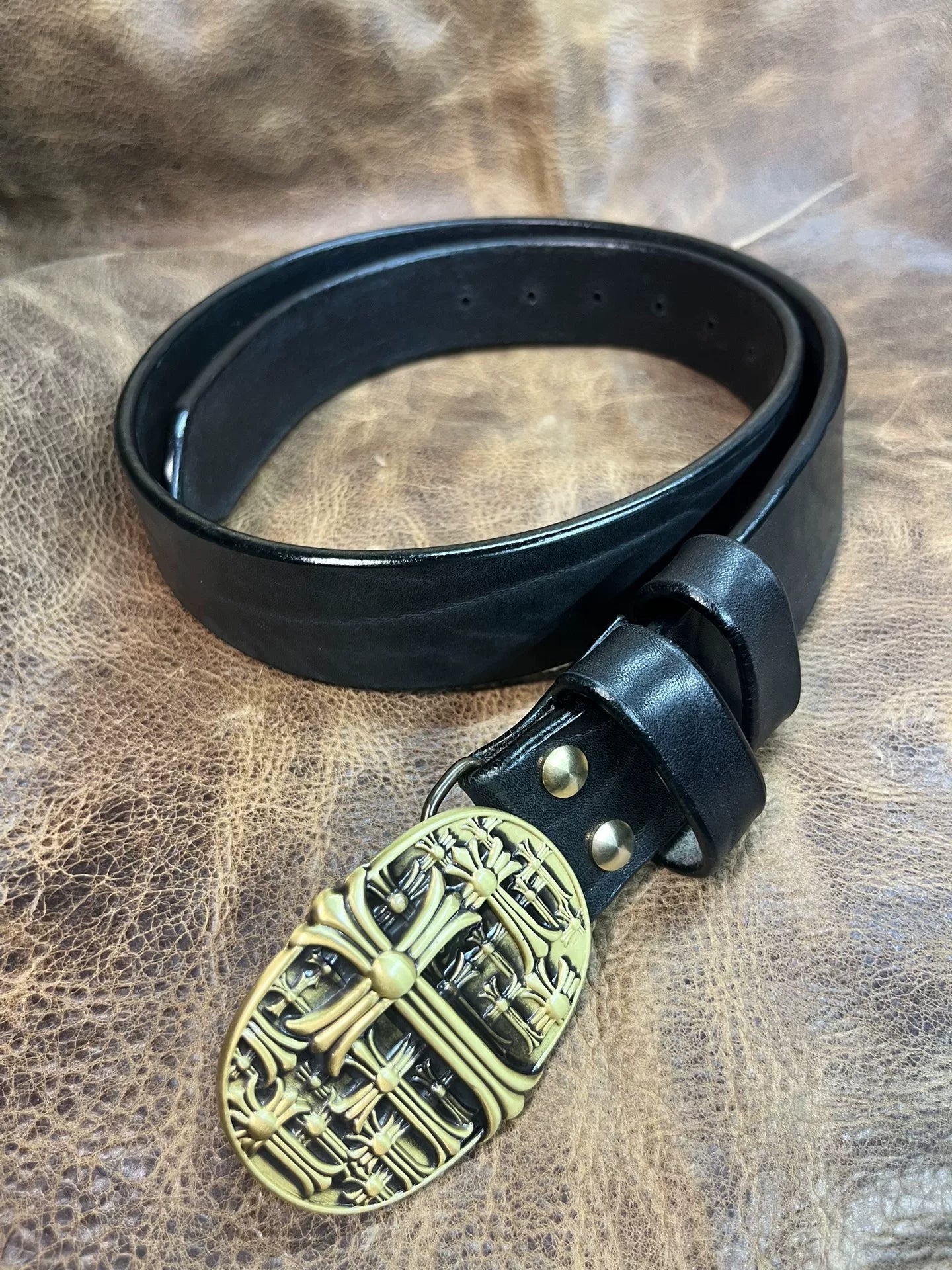 5.5mm thick North American black dyed bison leather with Crow heart…