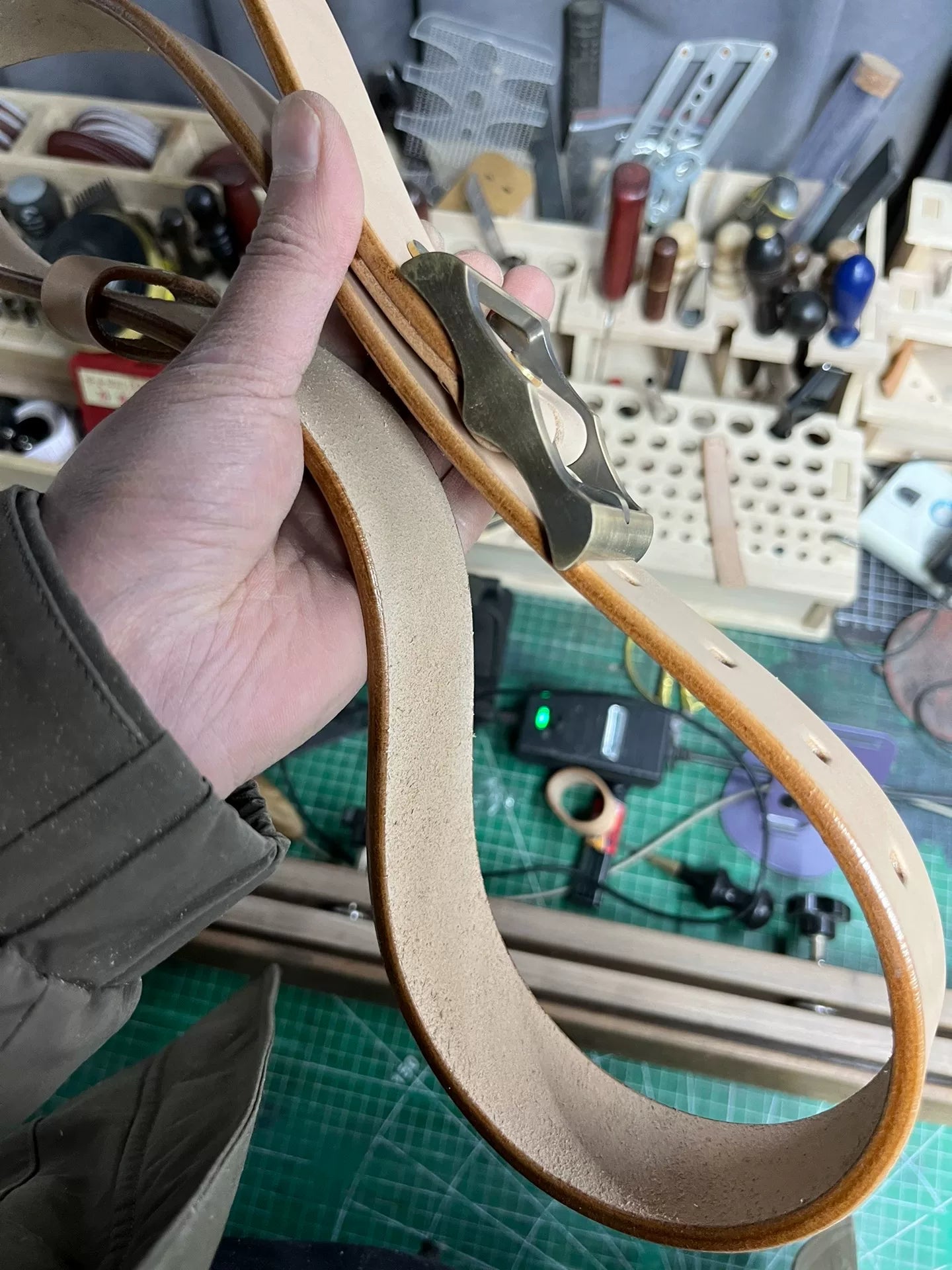 Premium Muchen Batman Belt Buckle — CNC Brass Craftsmanship