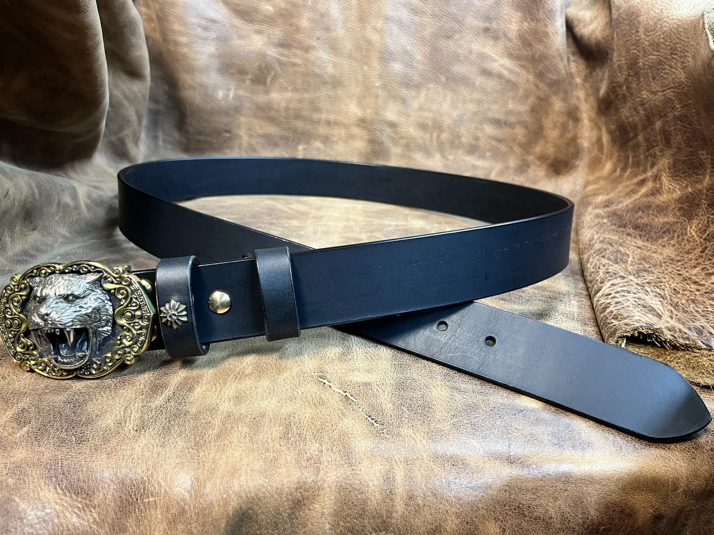 The three-dimensional tiger head smooth buckle is matched with an I…