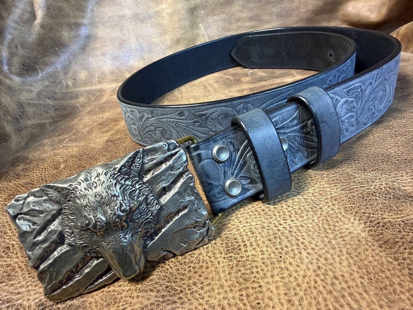 The Italian horse-rein carved handmade belt is custom-made