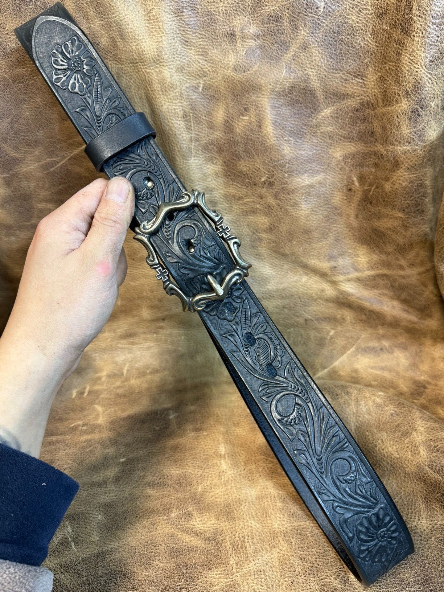 Customized Italian saddle carved handmade belt