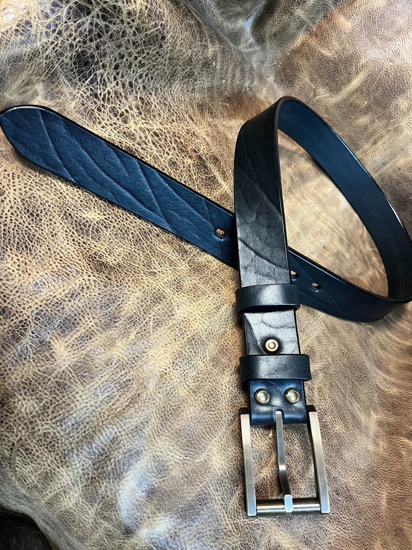 Tiger handmade black bison leather belt with brass wire cut buckle