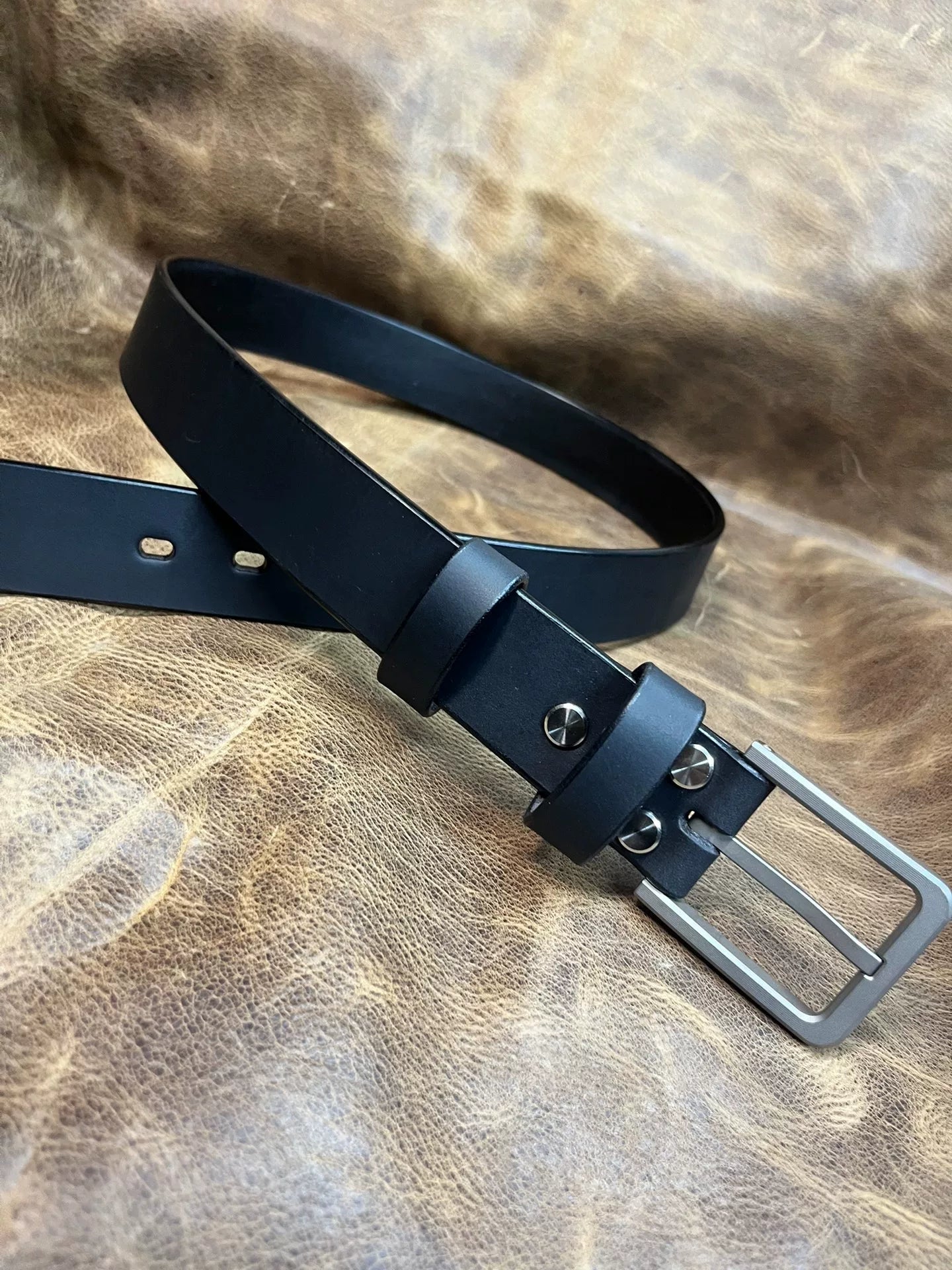 West Wind Tunnel TC21 titanium alloy belt buckle with Italian Tusca…